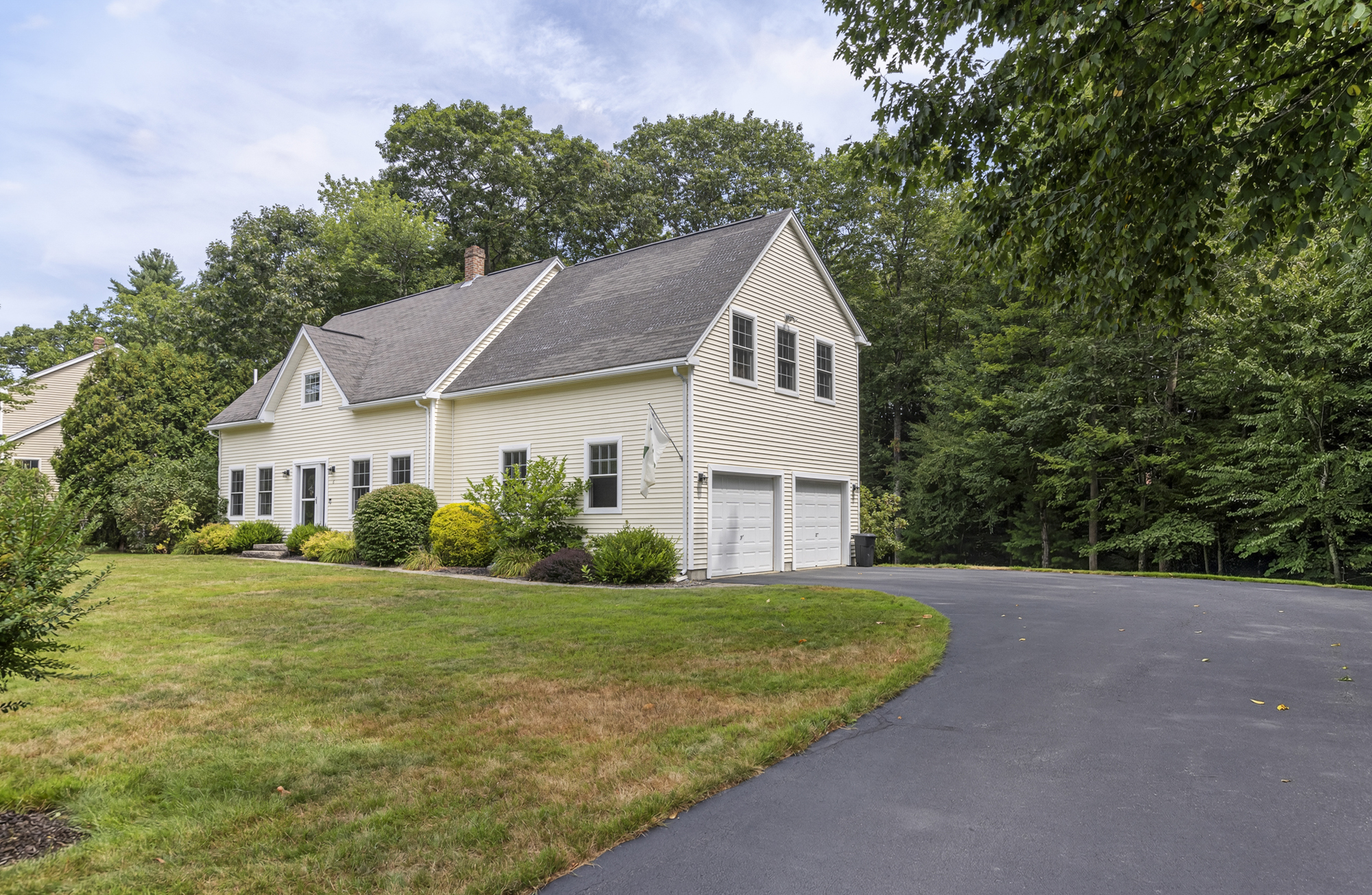 Gorham, Maine, 04038, United States, 4 Bedrooms Bedrooms, ,3 BathroomsBathrooms,Residential,For Sale,1914155