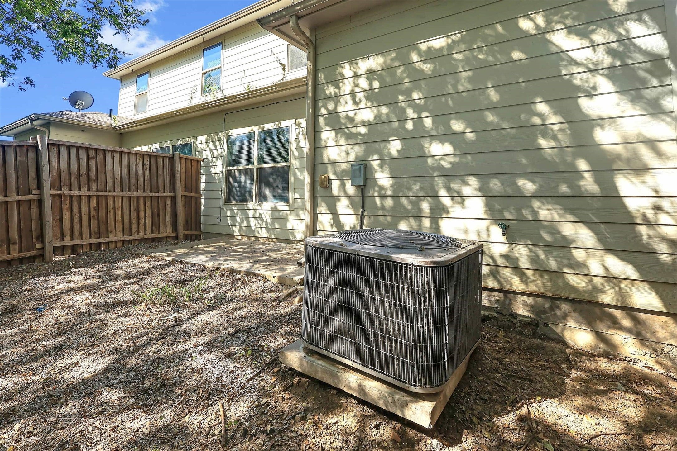 Little Elm, Texas, 75068, United States, 6 Bedrooms Bedrooms, ,6 BathroomsBathrooms,Residential,For Sale,1980428