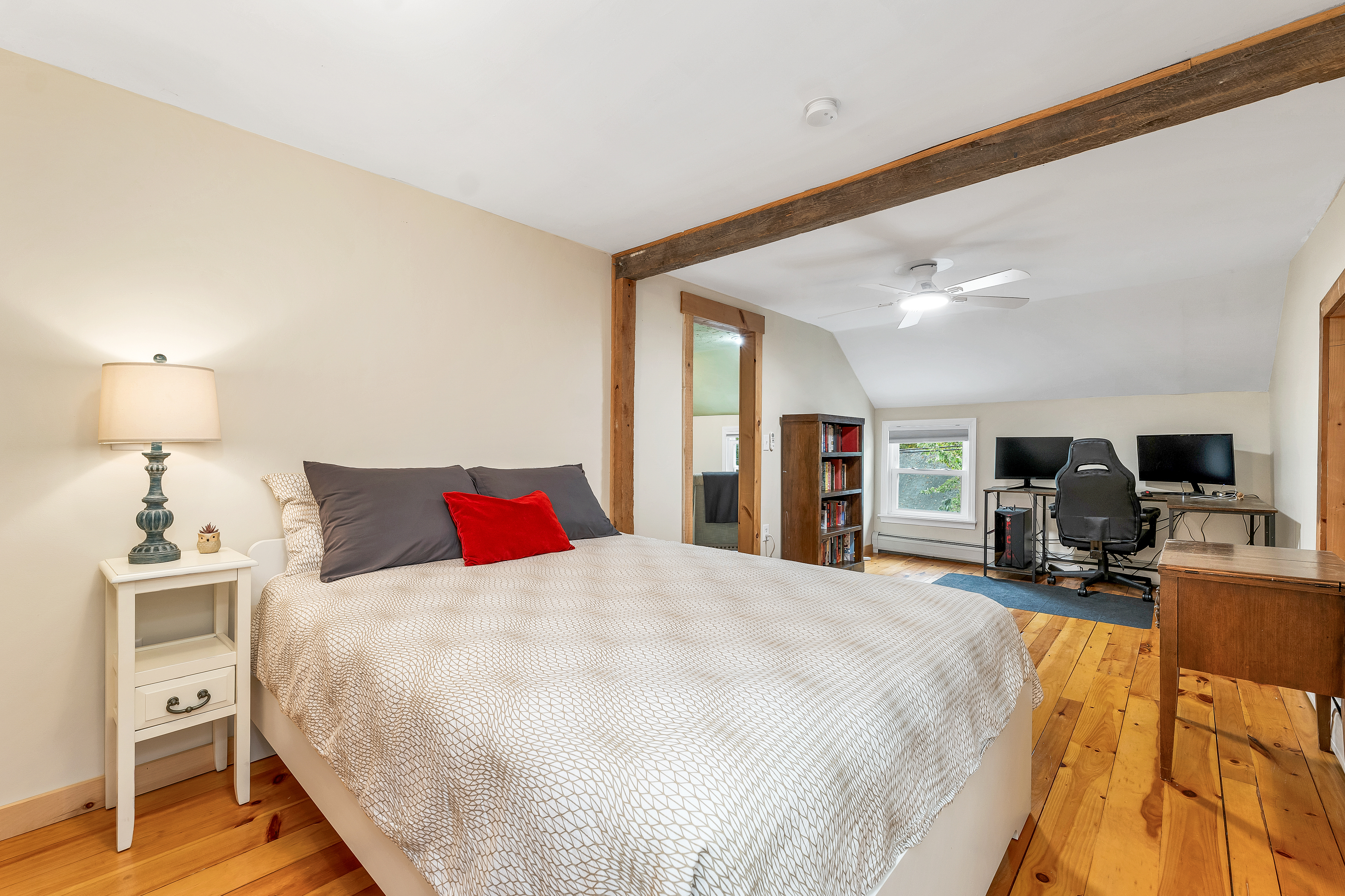 New Hampton, New Hampshire, 03256, United States, 3 Bedrooms Bedrooms, ,2 BathroomsBathrooms,Residential,For Sale,1976392