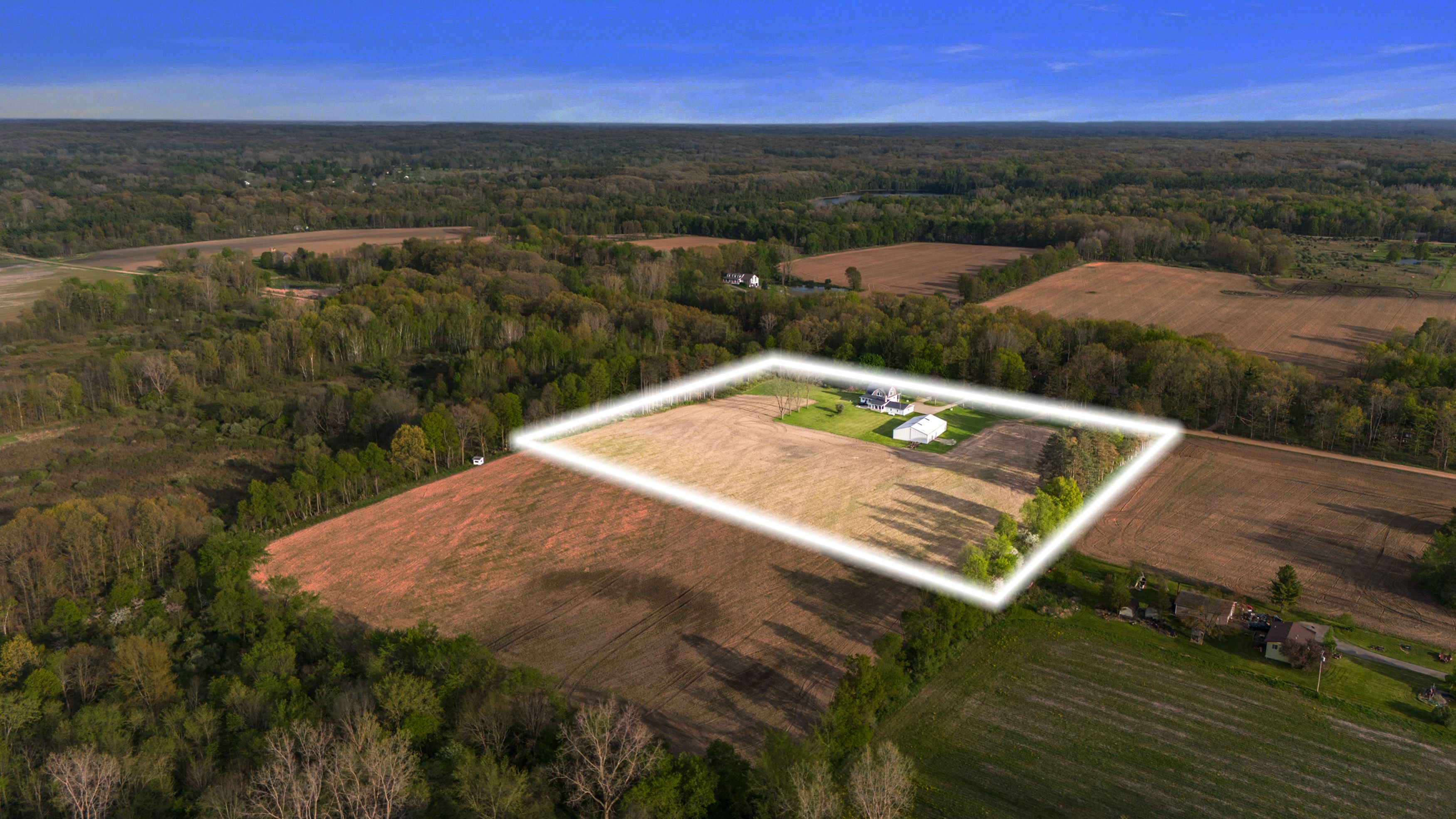 Lapeer, Michigan, 48446, United States, 3 Bedrooms Bedrooms, ,3 BathroomsBathrooms,Residential,For Sale,1807145