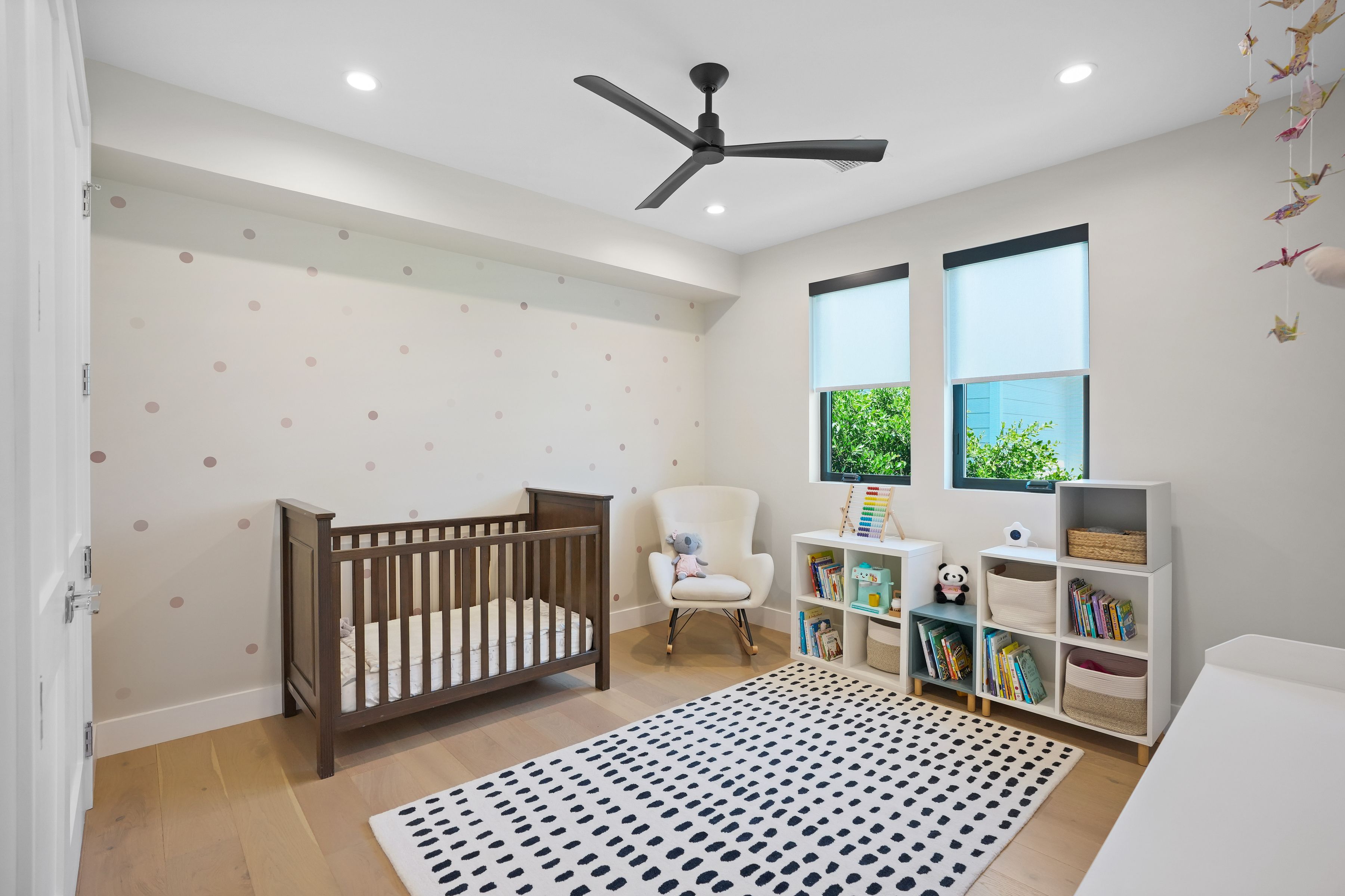  12341 Addison Street - 物件實景