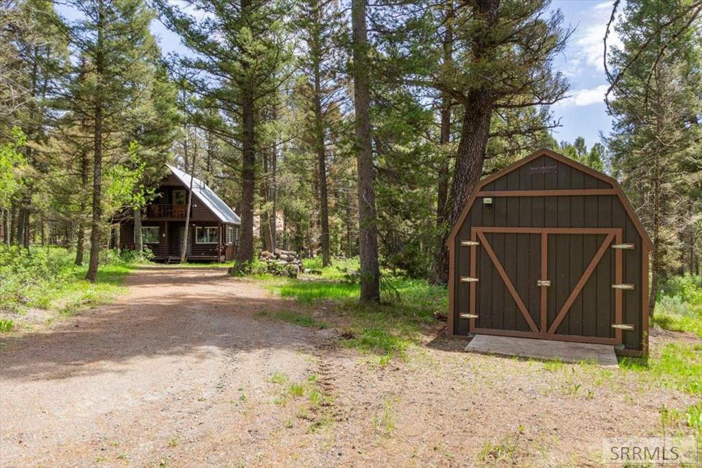 ISLAND PARK, Idaho, 83429, United States, 3 Bedrooms Bedrooms, ,2 BathroomsBathrooms,Residential,For Sale,2049198
