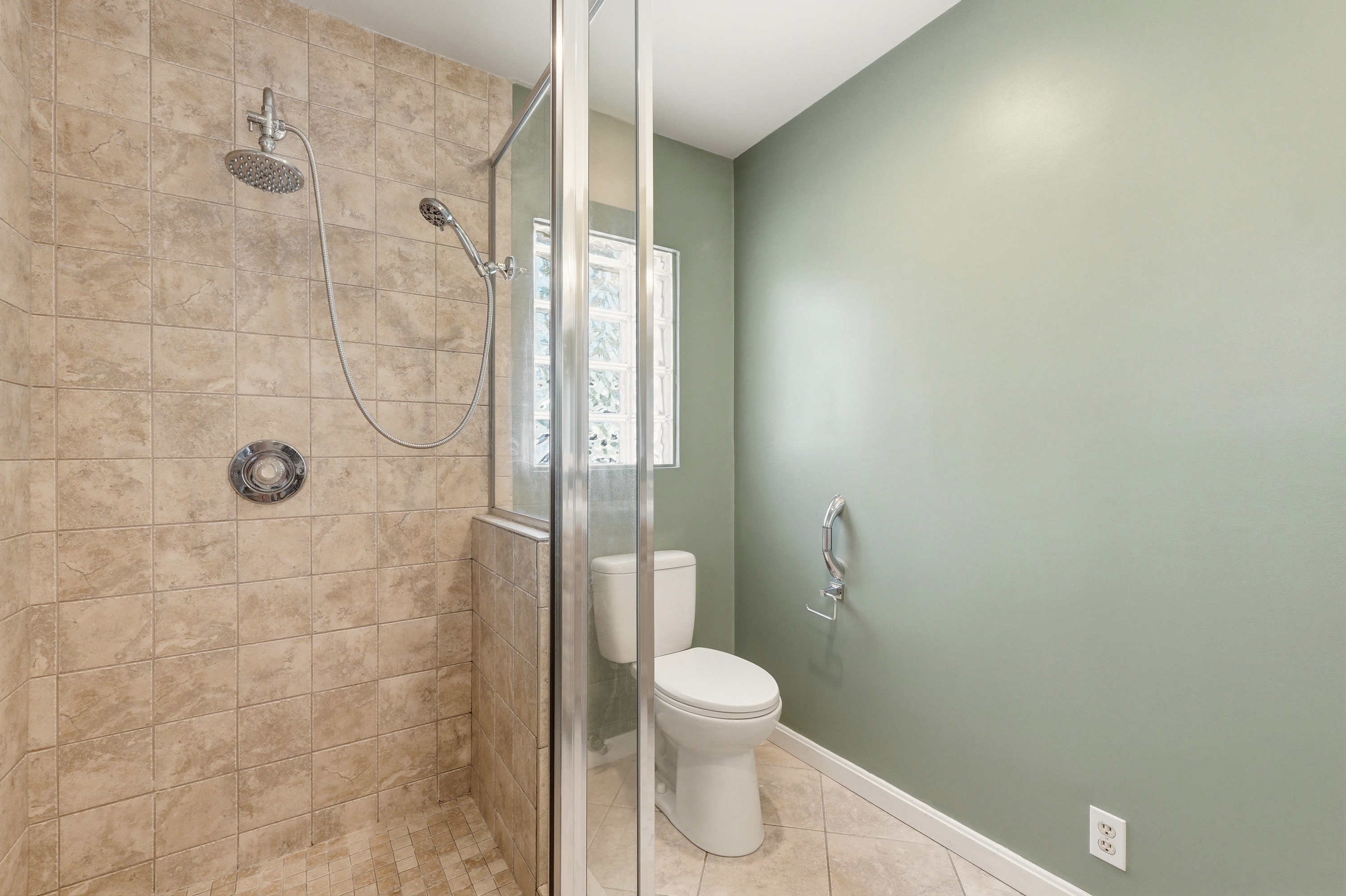  11805 Cedardale Road, Louisville, KY 40223 - 物件實景