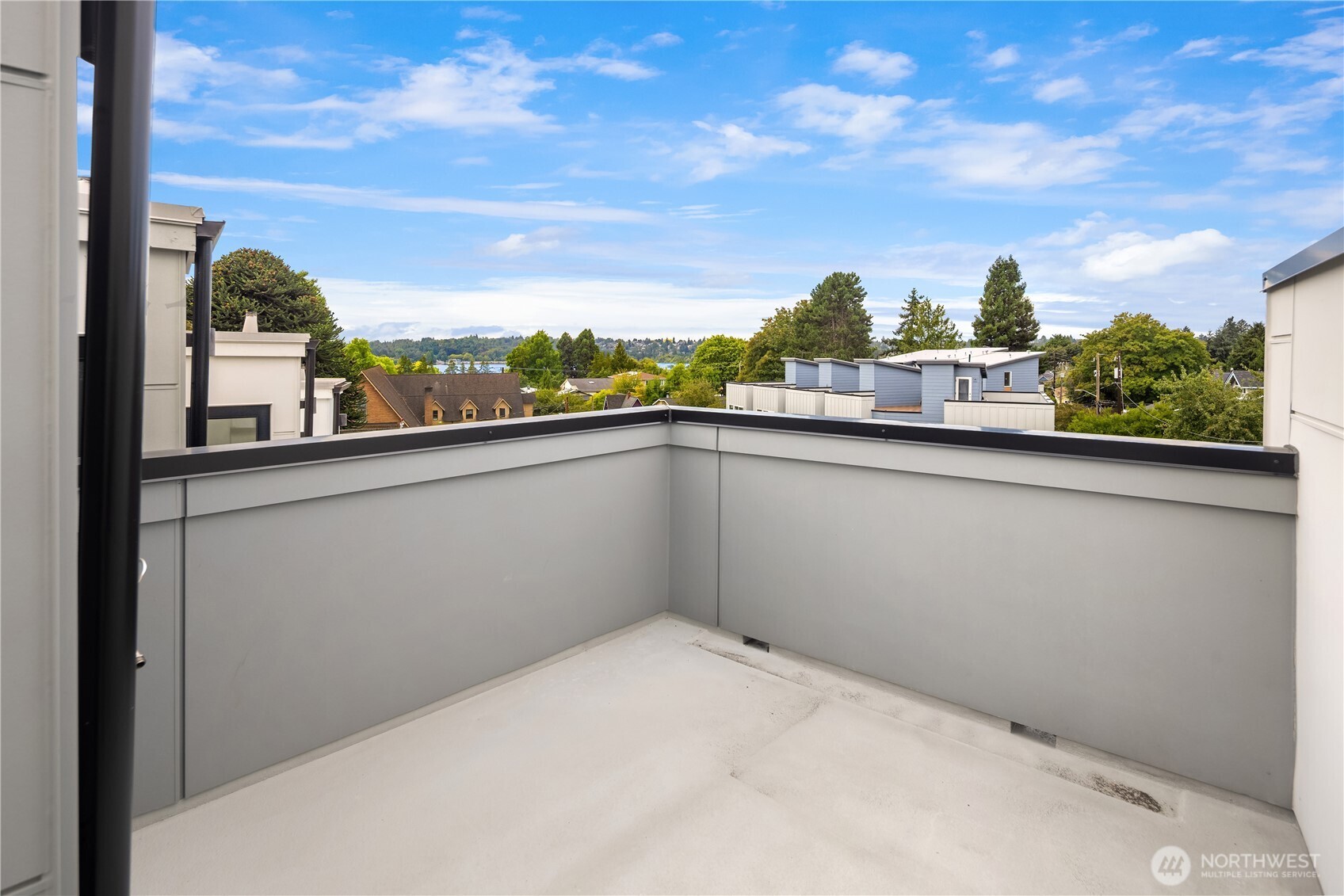 Seattle, Washington, 98115, United States, 3 Bedrooms Bedrooms, ,Residential,For Sale,1926202