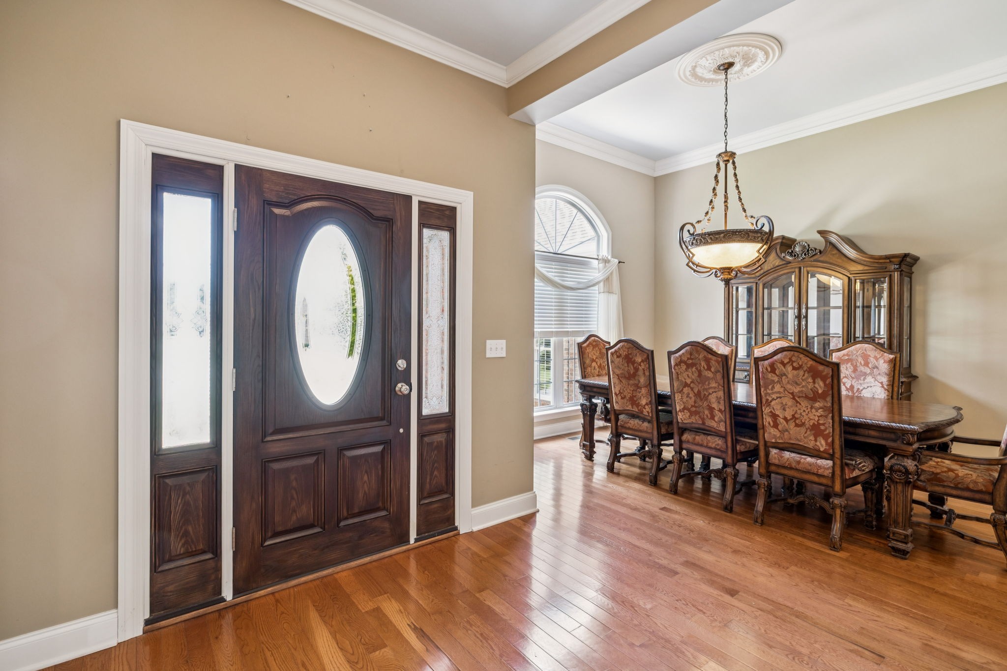 Manchester, Tennessee, 37355, United States, 4 Bedrooms Bedrooms, ,4 BathroomsBathrooms,Residential,For Sale,1937167