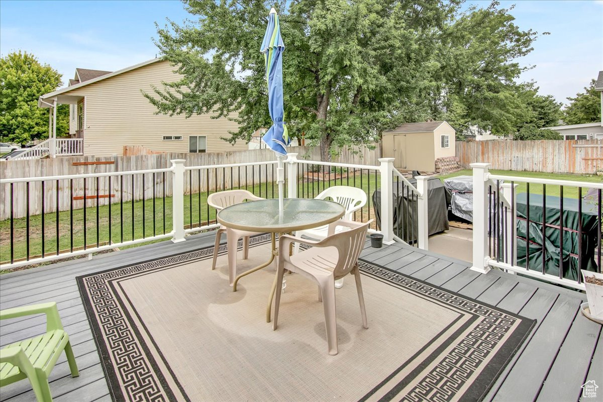 Woods Cross, Utah, 84087, United States, 3 Bedrooms Bedrooms, ,3 BathroomsBathrooms,Residential,For Sale,1932982