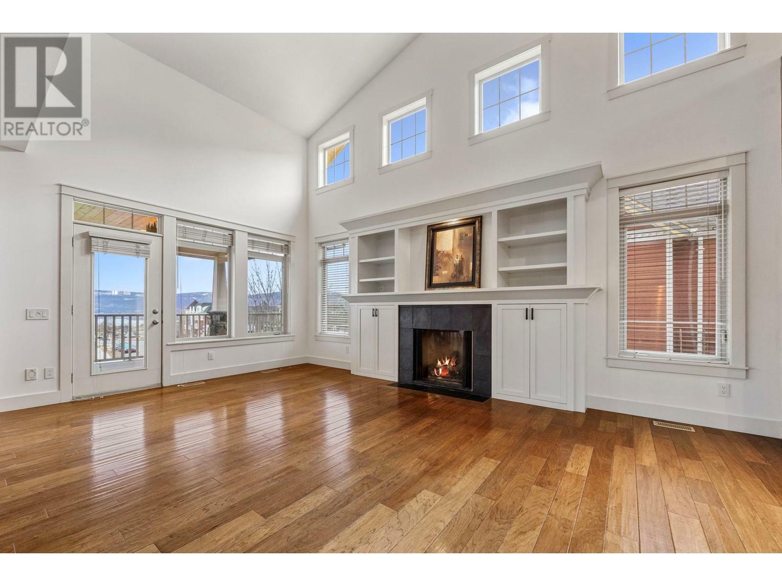 KELOWNA, British Columbia, V1W 4L5, CA, 4 Bedrooms Bedrooms, ,3 BathroomsBathrooms,Residential,For Sale,1837139