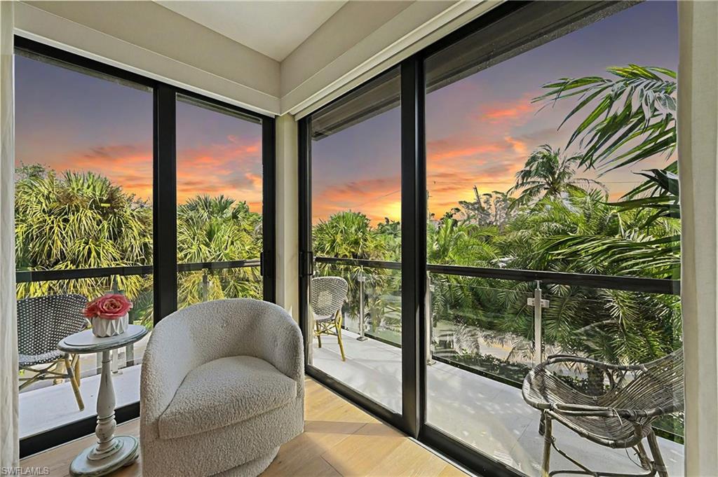 Naples, Florida, 34102, United States, 5 Bedrooms Bedrooms, ,6 BathroomsBathrooms,Residential,For Sale,1912441