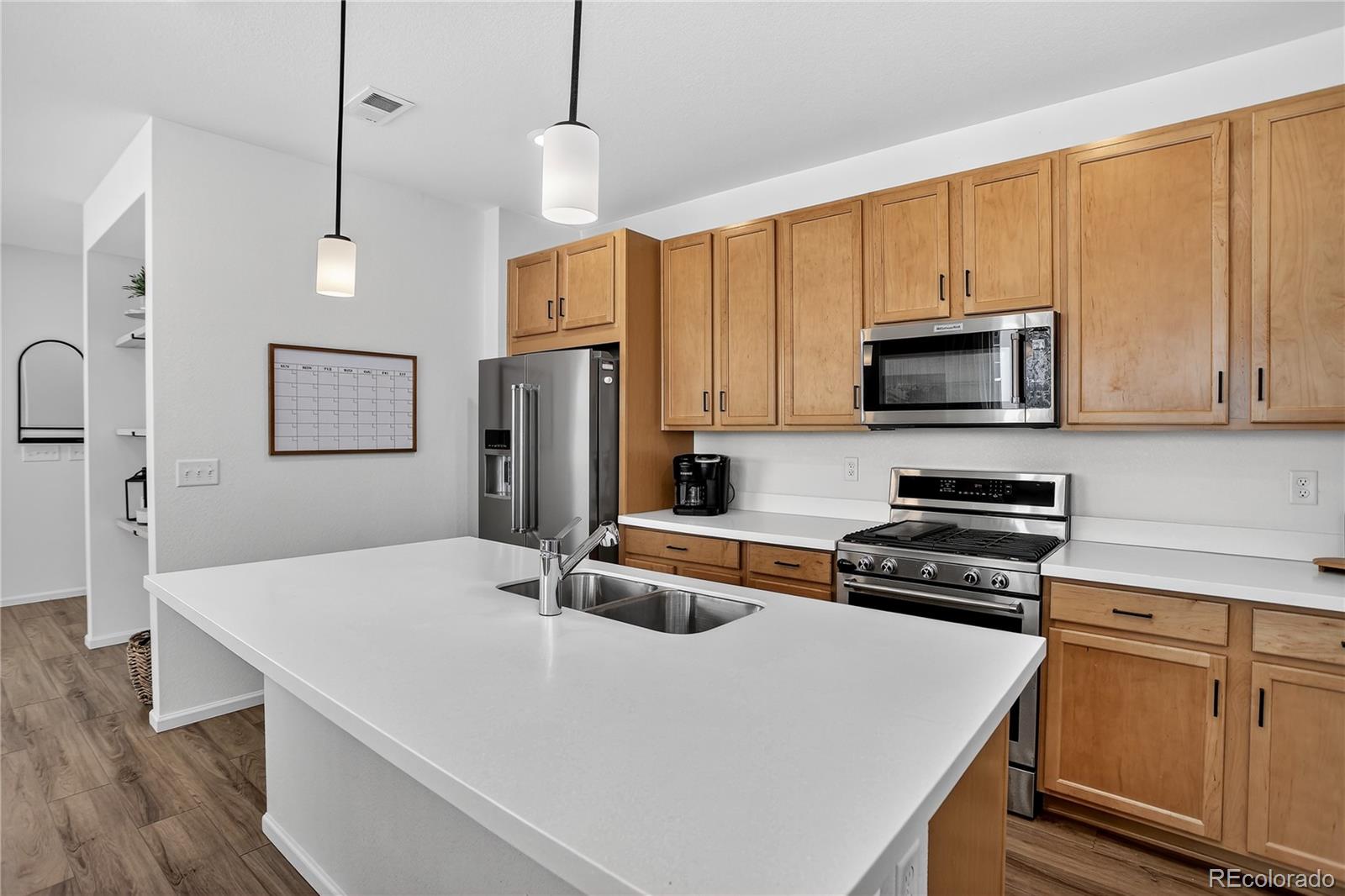 Longmont, Colorado, 80504, United States, 3 Bedrooms Bedrooms, ,2 BathroomsBathrooms,Residential,For Sale,1950187