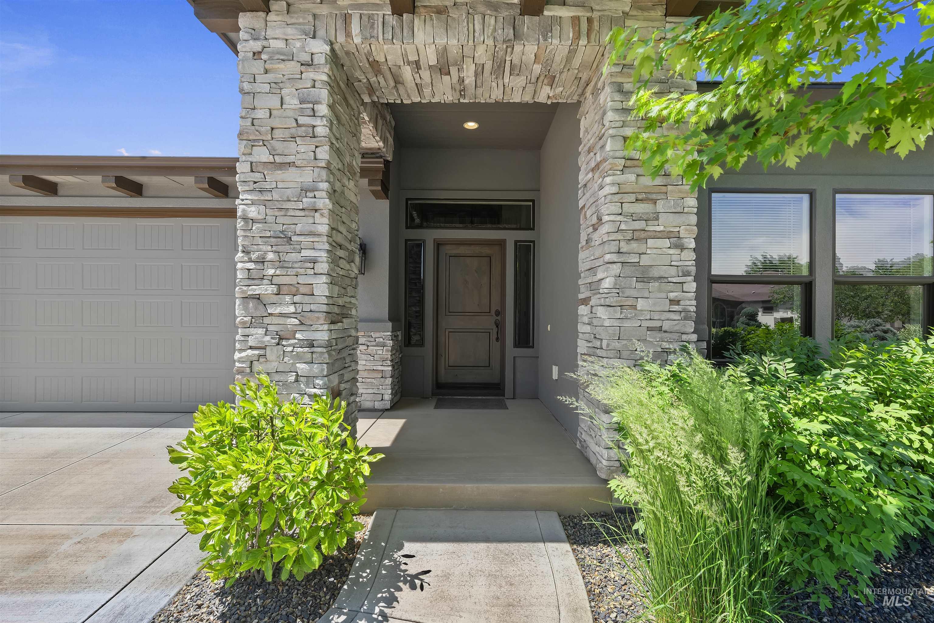 Meridian, Idaho, 83646, United States, 3 Bedrooms Bedrooms, ,2 BathroomsBathrooms,Residential,For Sale,1847600