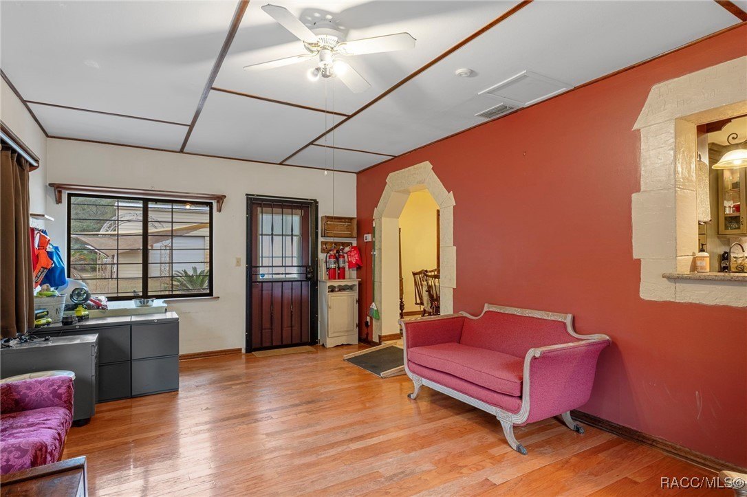 Crystal River, Florida, 34428, United States, 3 Bedrooms Bedrooms, ,2 BathroomsBathrooms,Residential,For Sale,2006221