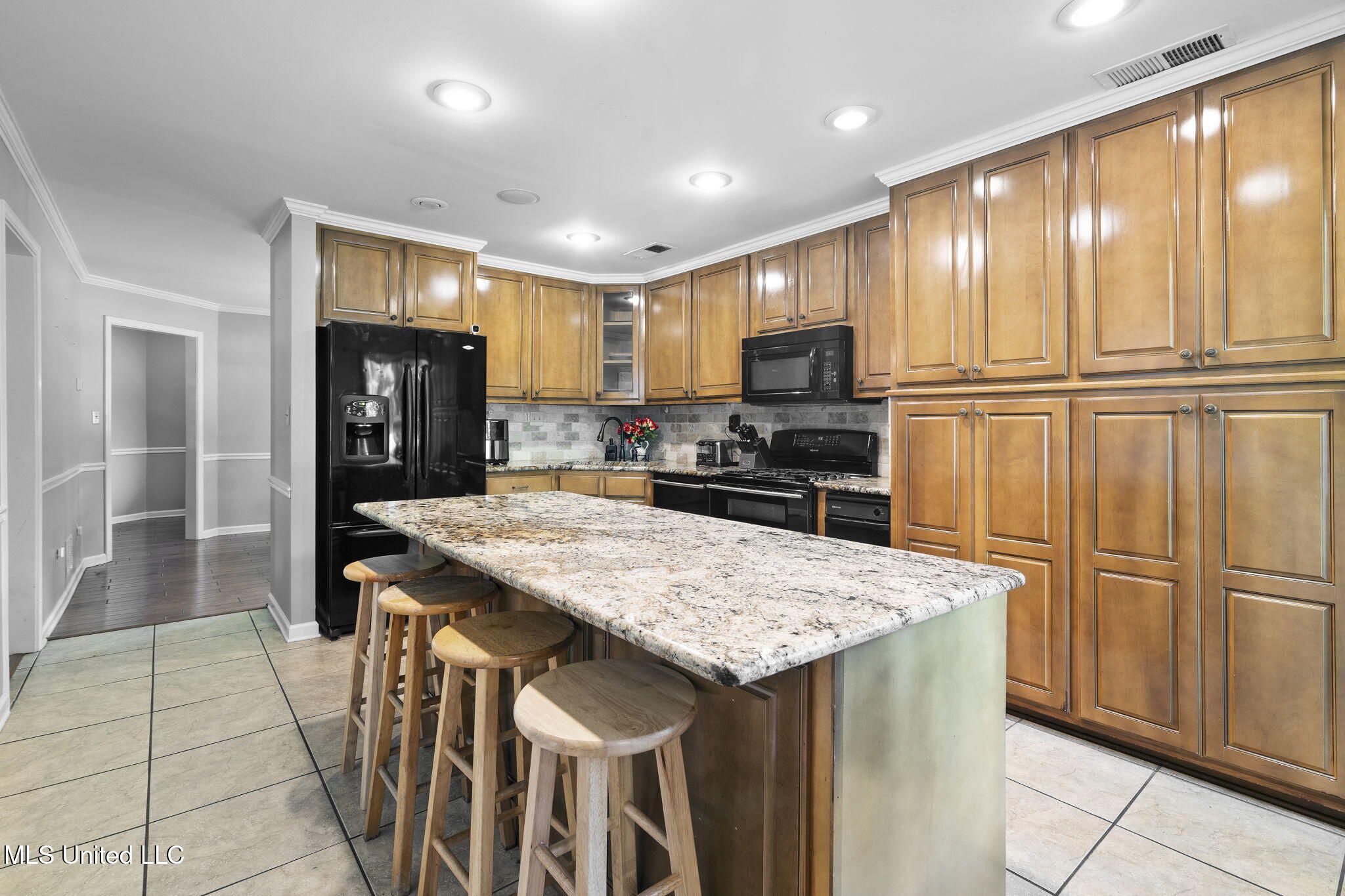 Olive Branch, Mississippi, 38654, United States, 5 Bedrooms Bedrooms, ,3 BathroomsBathrooms,Residential,For Sale,1898355