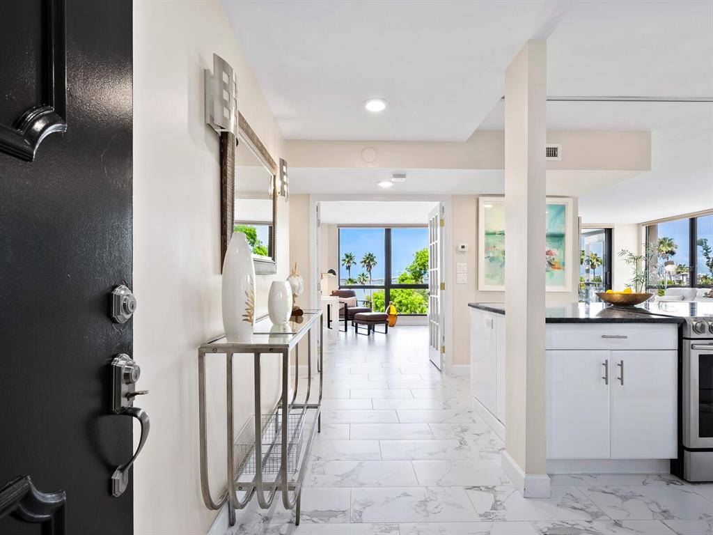 Sarasota, Florida, 34236, United States, 2 Bedrooms Bedrooms, ,2 BathroomsBathrooms,Residential,For Sale,1839874