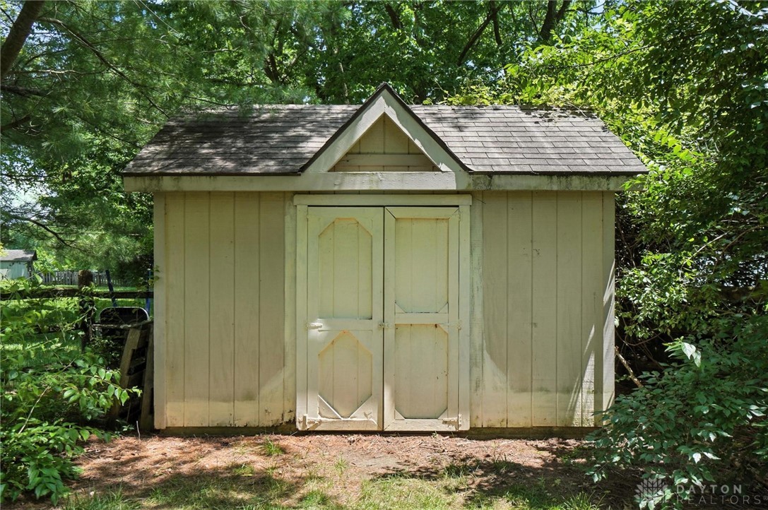 Dayton, Ohio, 45458, United States, 4 Bedrooms Bedrooms, ,4 BathroomsBathrooms,Residential,For Sale,1875068