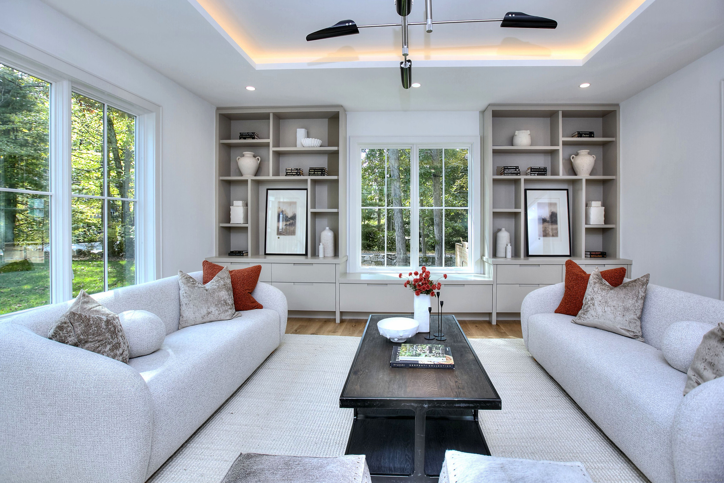 Westport, Connecticut, 06880, United States, 6 Bedrooms Bedrooms, ,9 BathroomsBathrooms,Residential,For Sale,1960776