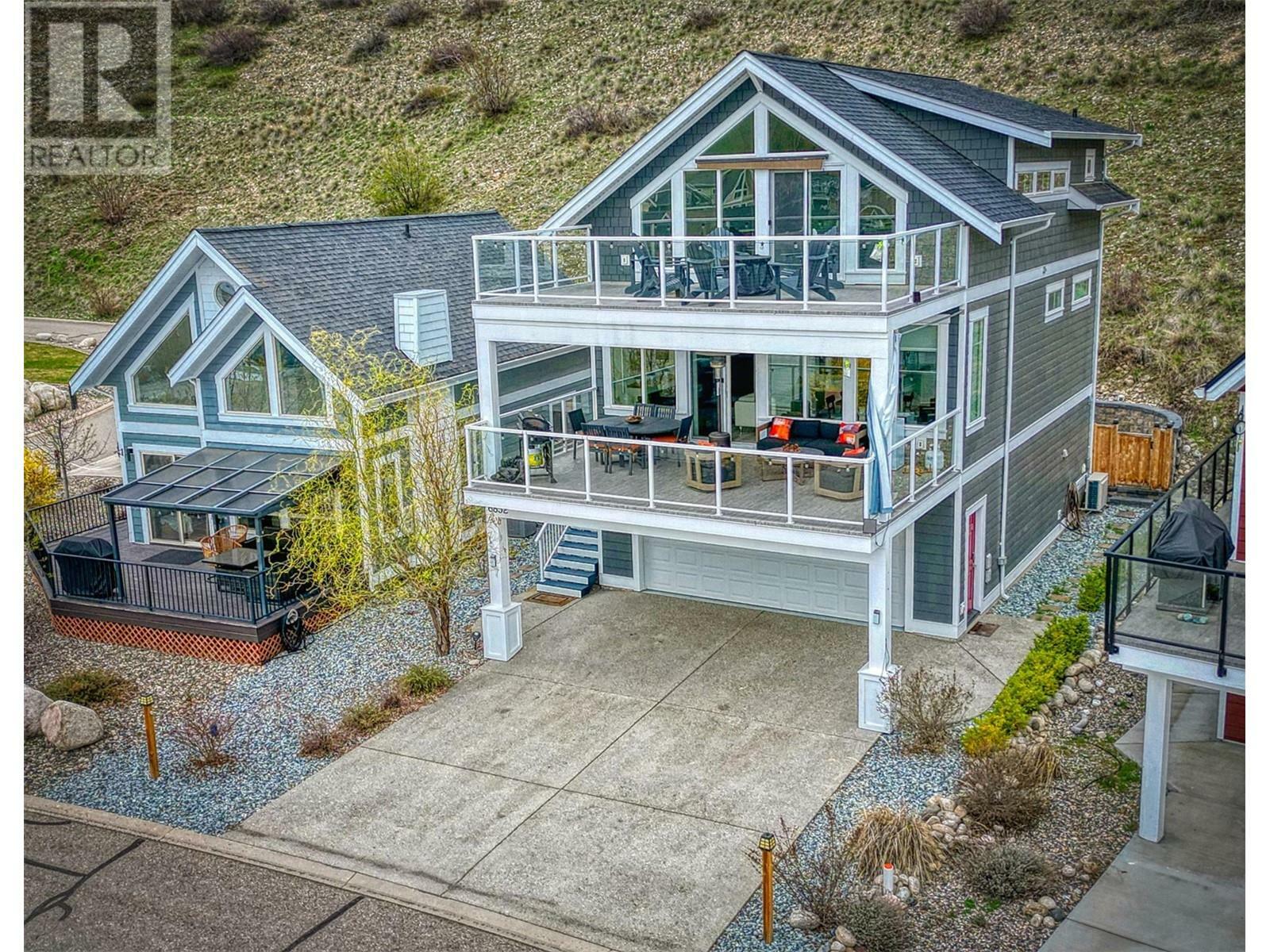KELOWNA, British Columbia, V1Z 3R8, CA, 3 Bedrooms Bedrooms, ,2 BathroomsBathrooms,Residential,For Sale,1836675