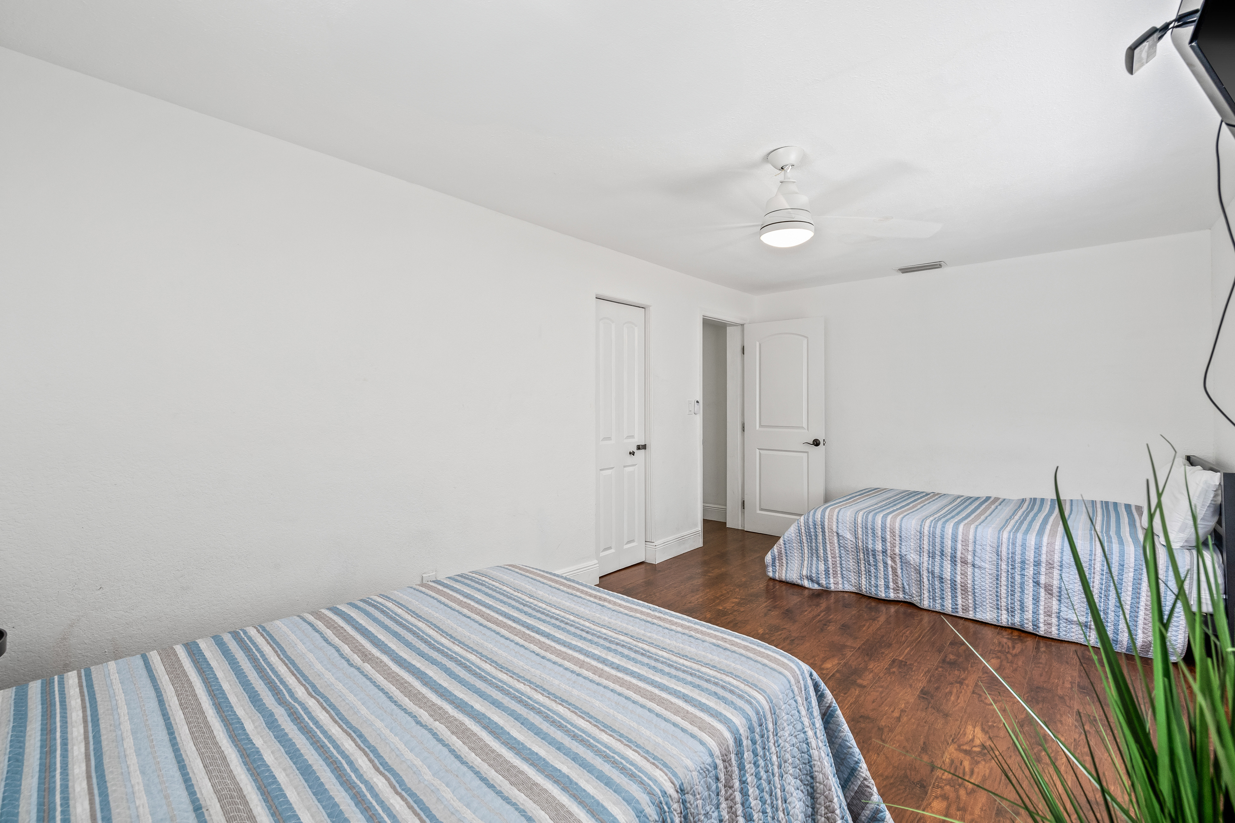Tampa, Florida, 33604, United States, 3 Bedrooms Bedrooms, ,2 BathroomsBathrooms,Residential,For Sale,1927688