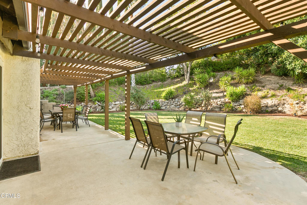 Thousand Oaks, California, 91362, United States, 4 Bedrooms Bedrooms, ,2 BathroomsBathrooms,Residential,For Sale,1988089