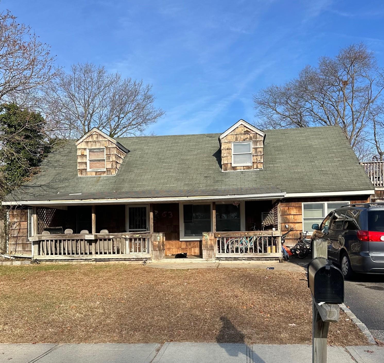 Port Jefferson Station, New York, 11776, United States, 5 Bedrooms Bedrooms, ,2 BathroomsBathrooms,Residential,For Sale,1937148