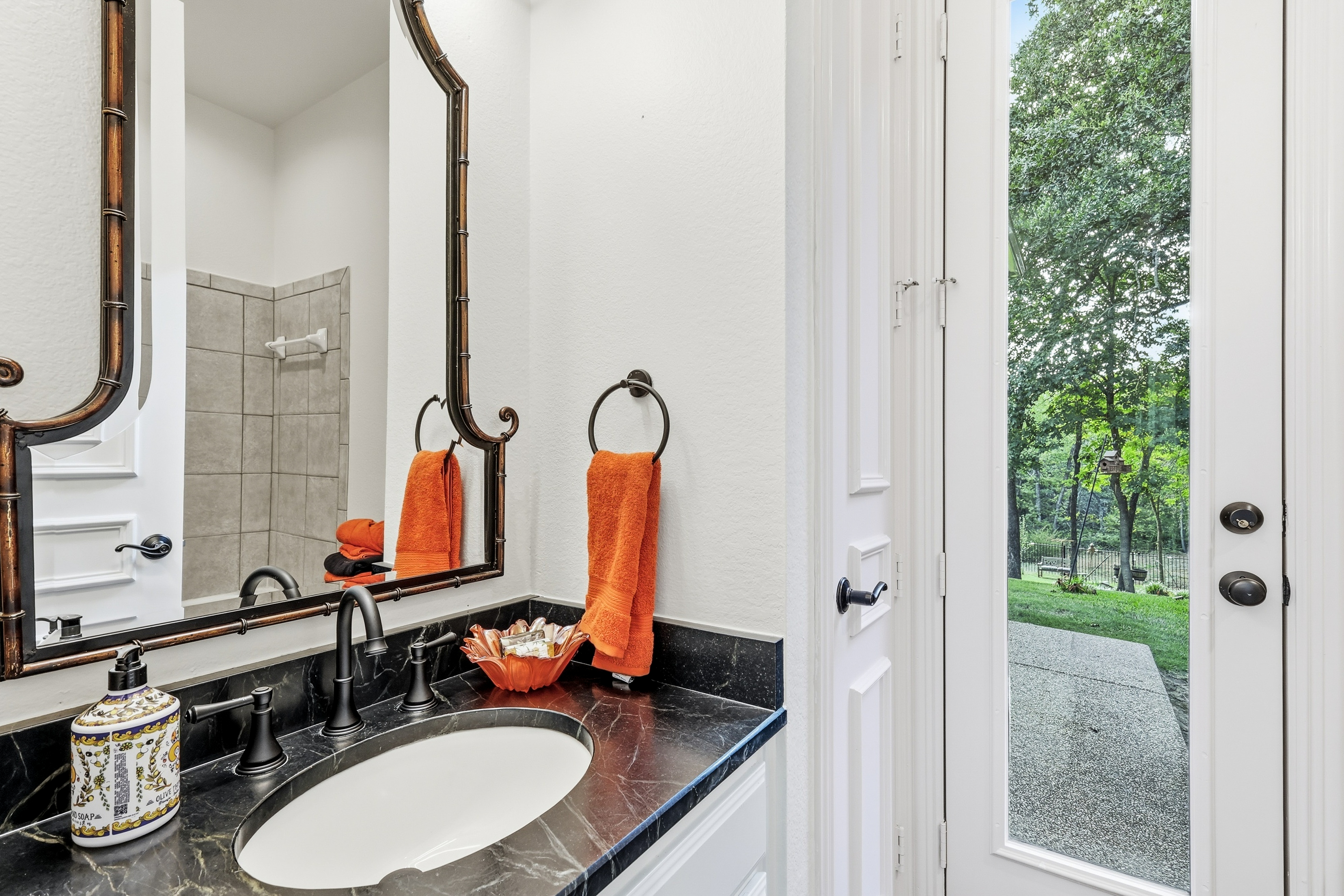  3503 Sarah Springs Trail, Flower Mound, TX, 75022 - 物件實景