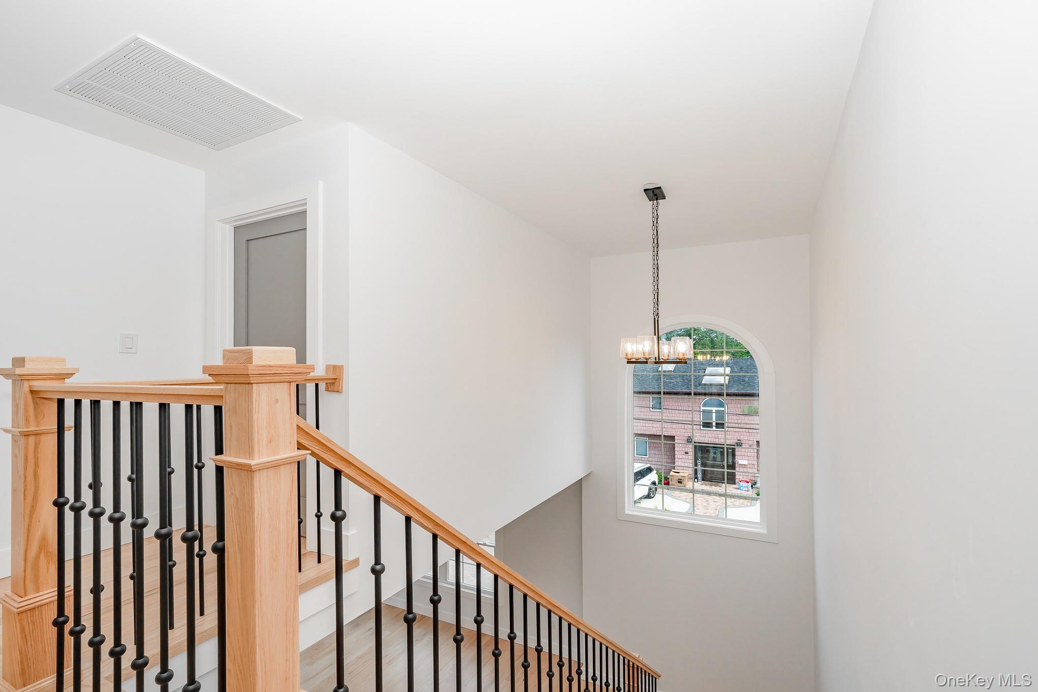 Bellmore, New York, 11710, United States, 5 Bedrooms Bedrooms, ,3 BathroomsBathrooms,Residential,For Sale,1977059