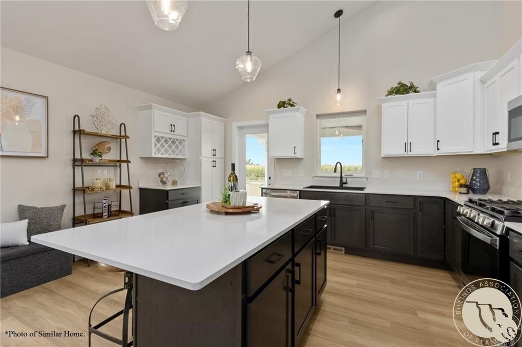 Billings, Montana, 59106, United States, 4 Bedrooms Bedrooms, ,3 BathroomsBathrooms,Residential,For Sale,2006066