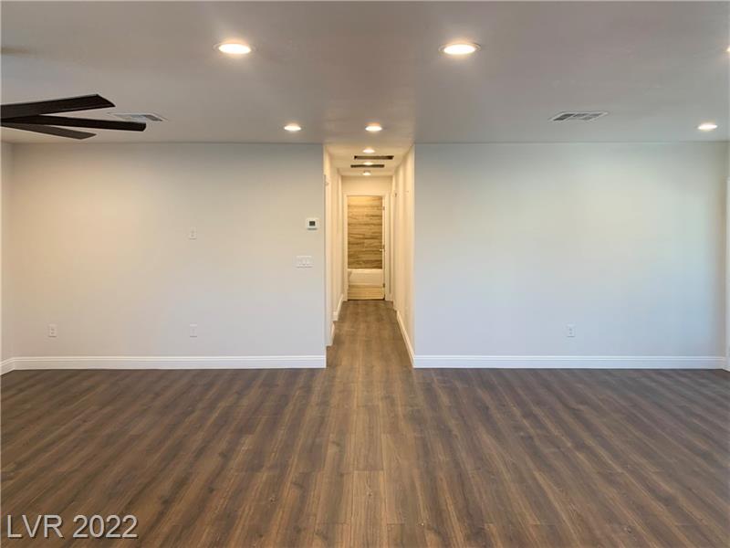 Las Vegas, Nevada, 89122, United States, 5 Bedrooms Bedrooms, ,4 BathroomsBathrooms,Residential,For Sale,2008777