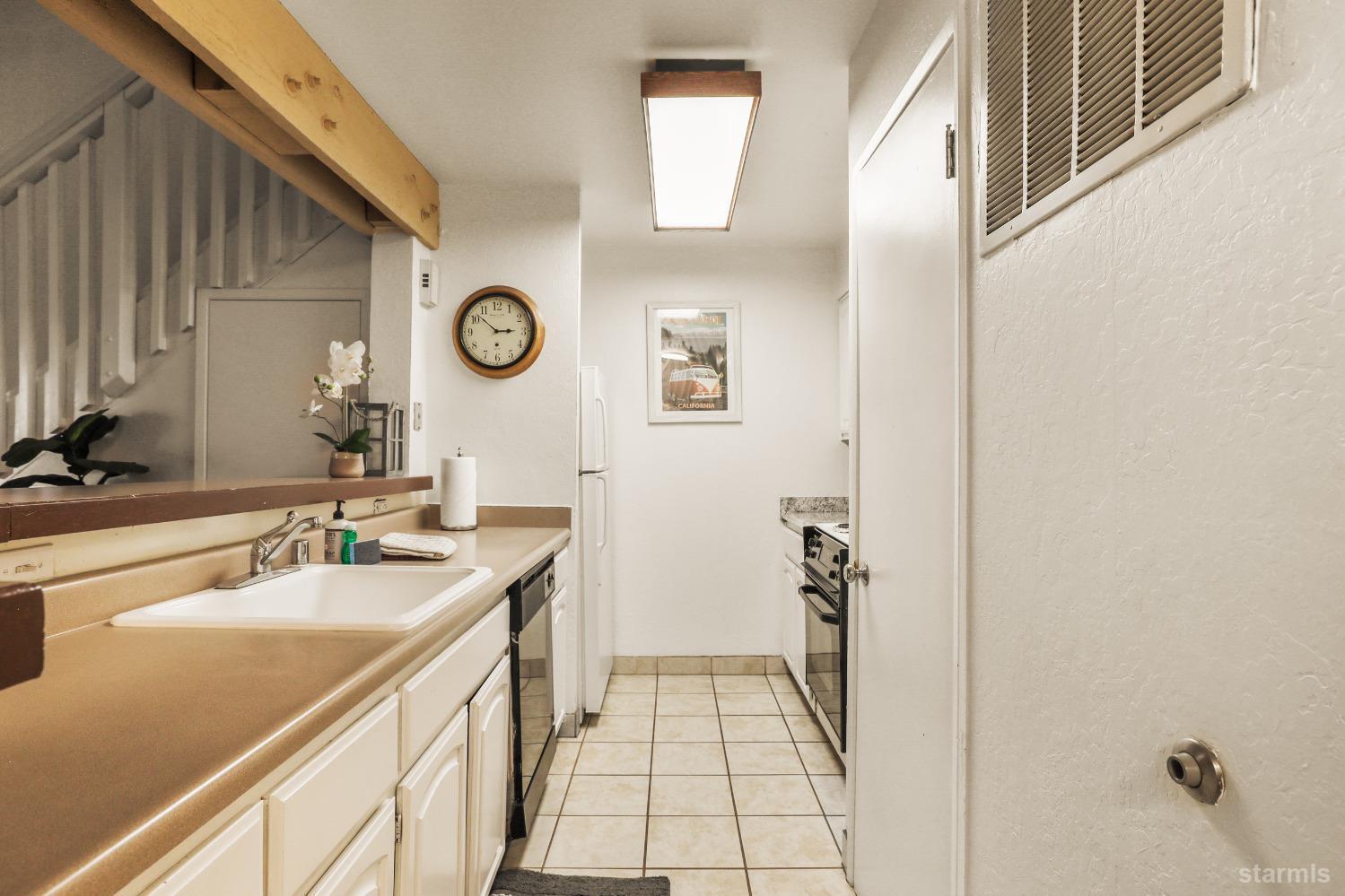 South Lake Tahoe, California, 96150, United States, 2 Bedrooms Bedrooms, ,2 BathroomsBathrooms,Residential,For Sale,1793546