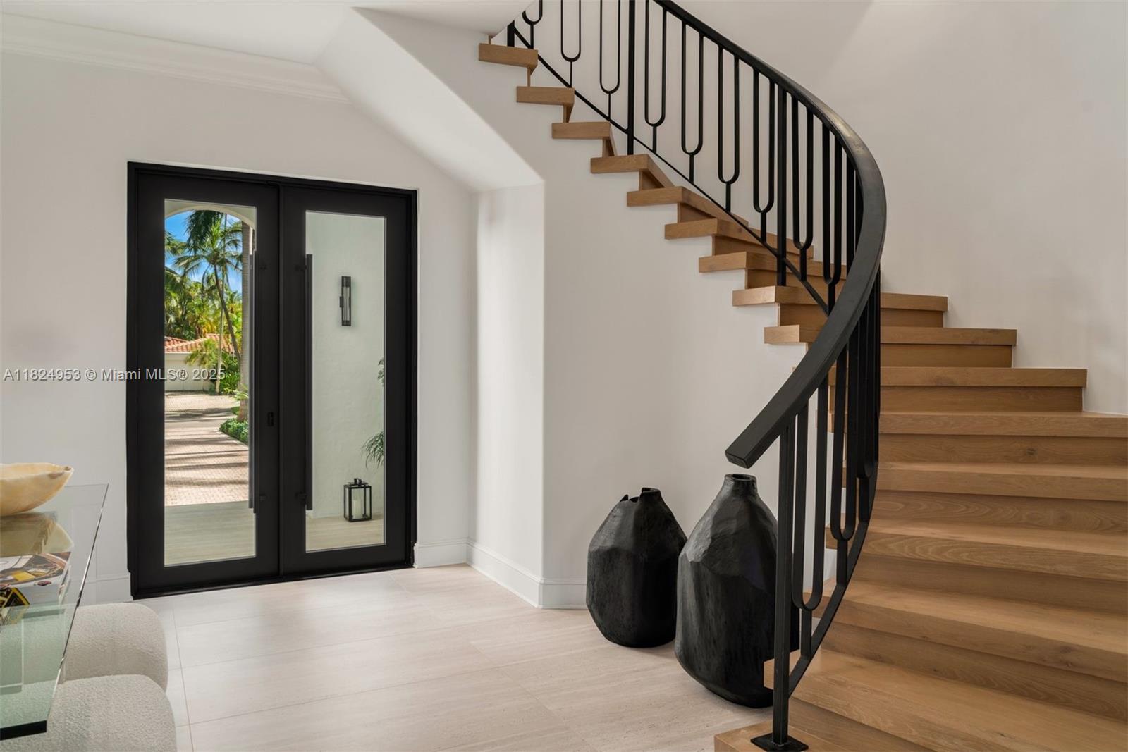 Golden Beach, Florida, 33160, United States, 6 Bedrooms Bedrooms, ,6 BathroomsBathrooms,Residential,For Sale,1866136