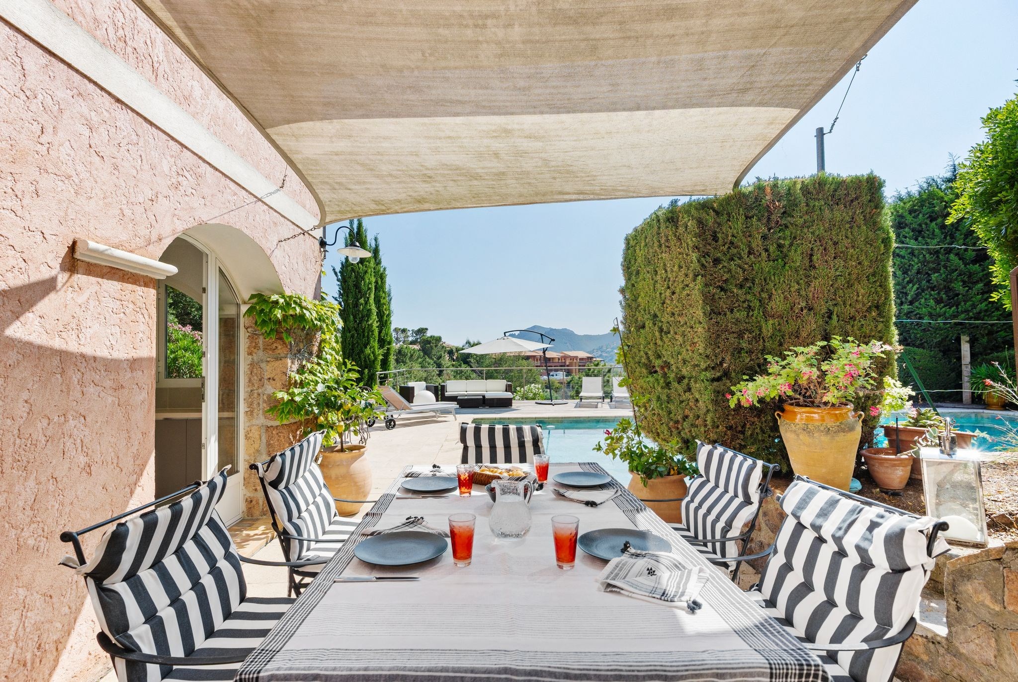  Théoule-sur-Mer elegant provençal villa in a serene natural setting - 物件實景