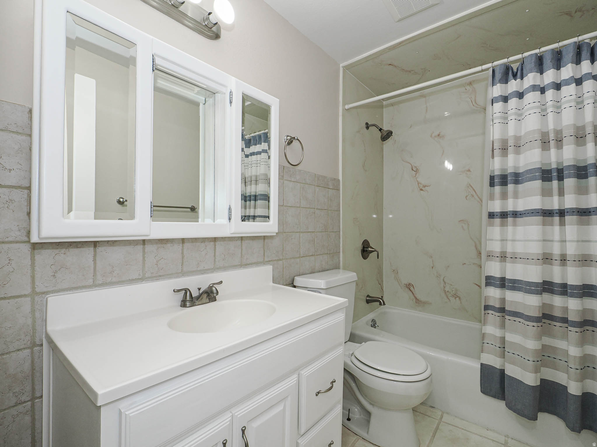 Taylorsville, Utah, 84118, United States, 4 Bedrooms Bedrooms, ,1 BathroomBathrooms,Residential,For Sale,1987472