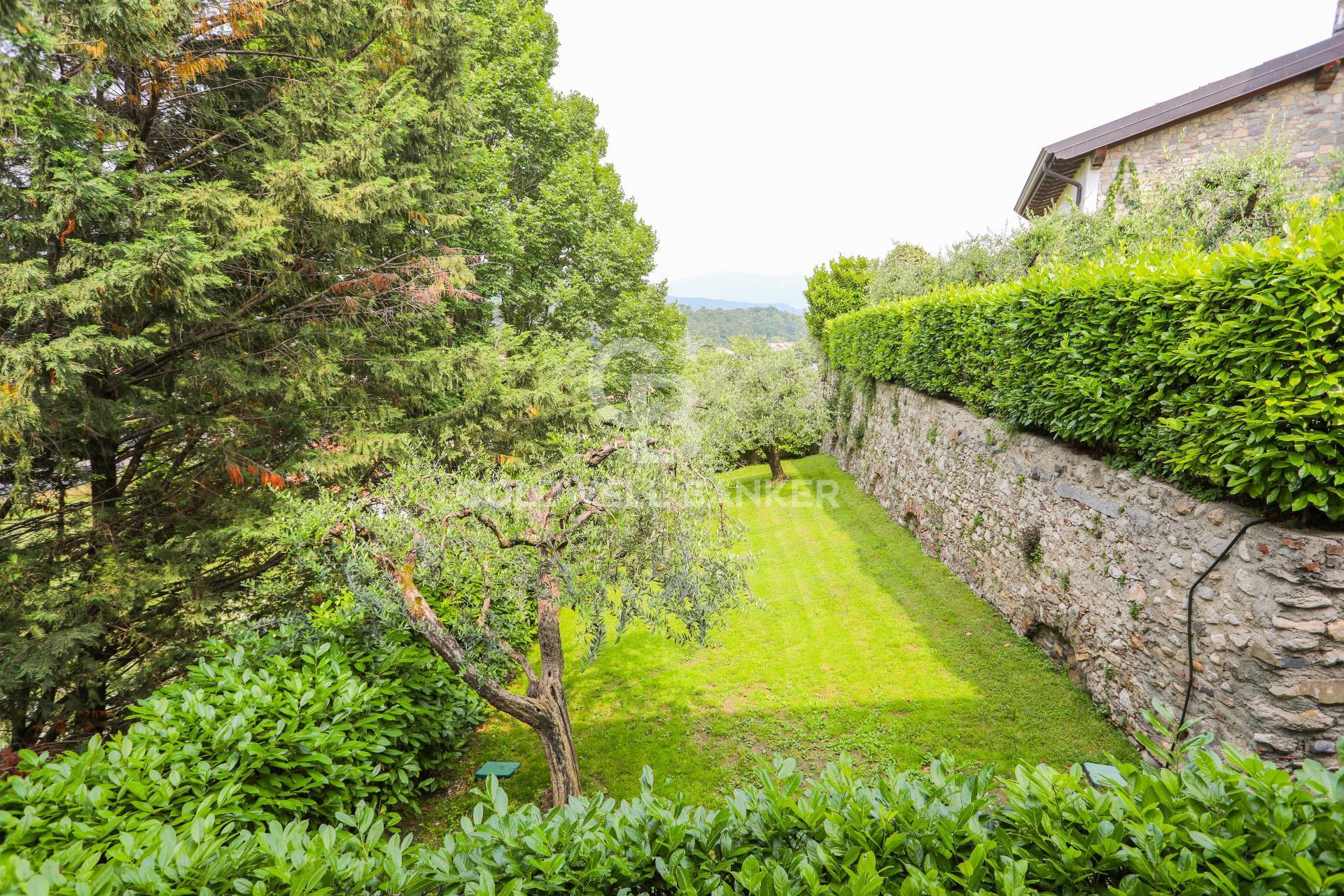via giuseppe mazzini, Puegnago sul Garda, Brescia, 25080, IT, 3 Bedrooms Bedrooms, ,3 BathroomsBathrooms,Residential,For Sale,via giuseppe mazzini,1618434
