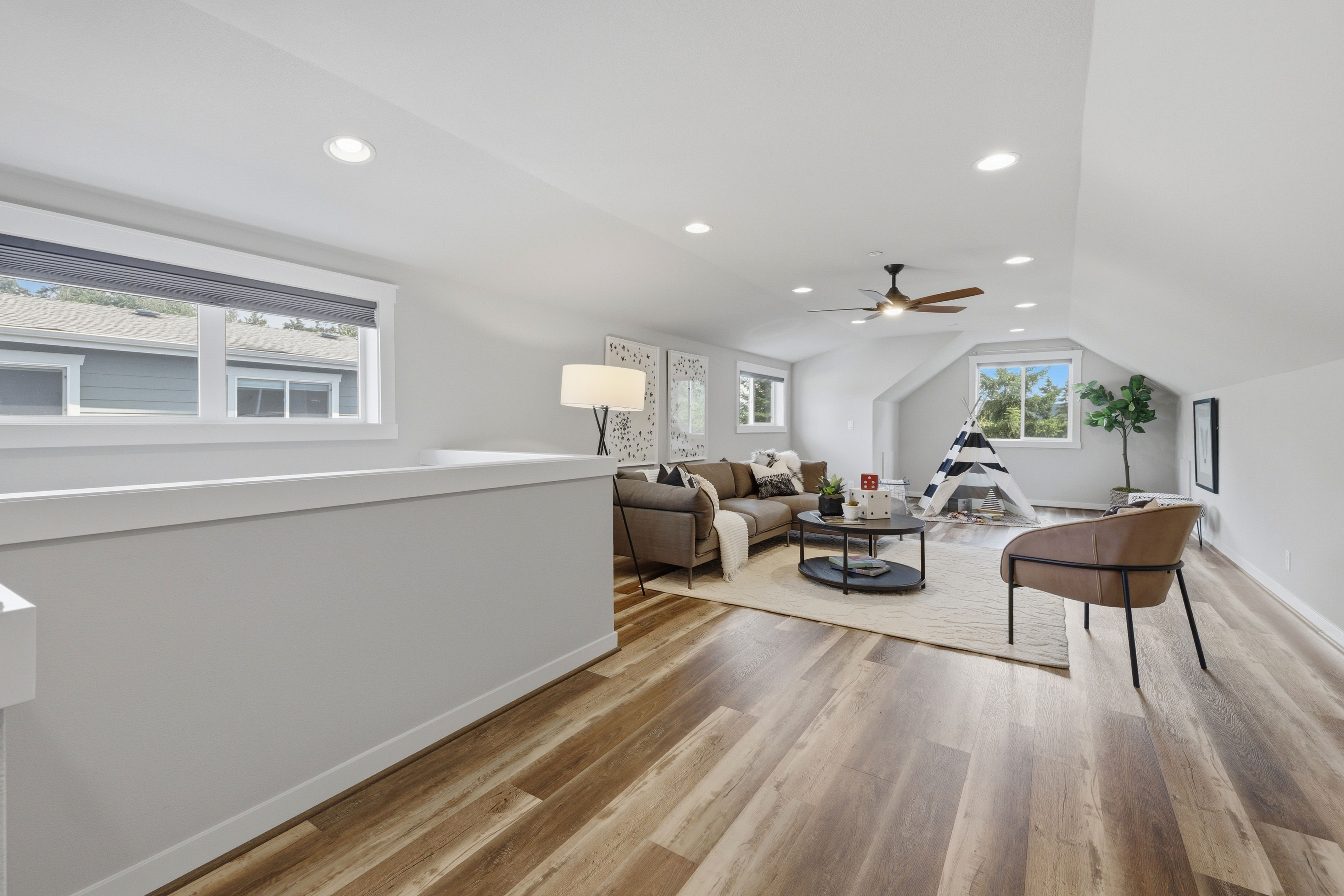  11550 174th Ave NE, Redmond, WA 98052 - 物件實景