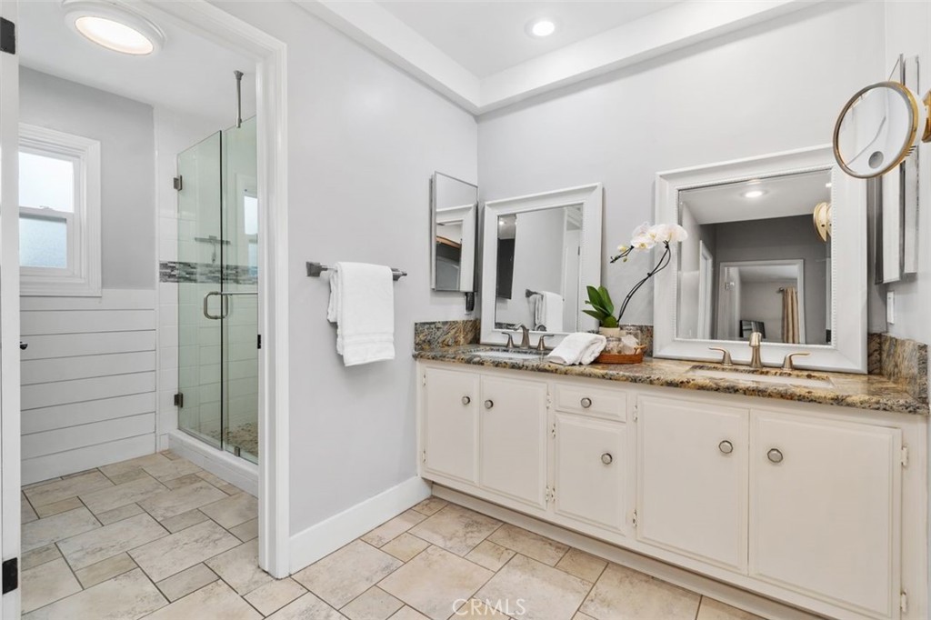 Lake Forest, California, 92630, United States, 6 Bedrooms Bedrooms, ,4 BathroomsBathrooms,Residential,For Sale,1991080