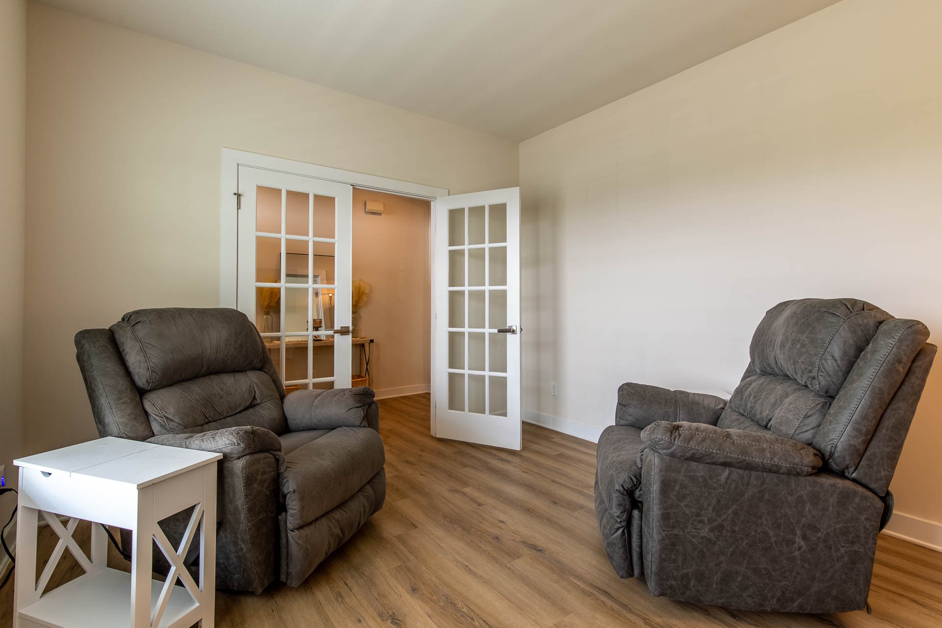 Smyrna, Tennessee, 37167, United States, 5 Bedrooms Bedrooms, ,4 BathroomsBathrooms,Residential,For Sale,1848670