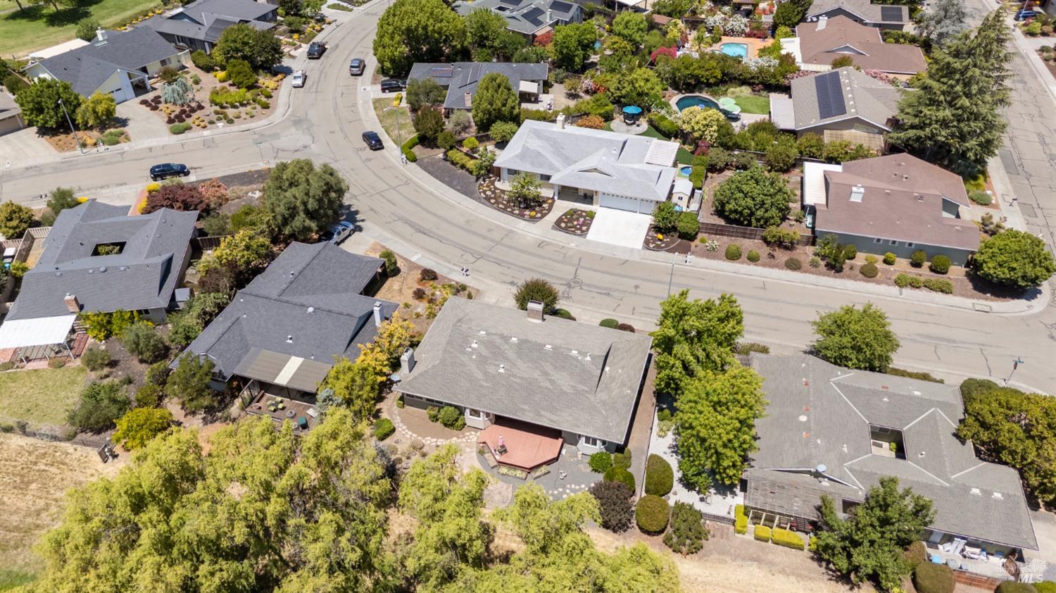 Santa Rosa, California, 95409, United States, 3 Bedrooms Bedrooms, ,2 BathroomsBathrooms,Residential,For Sale,1924390
