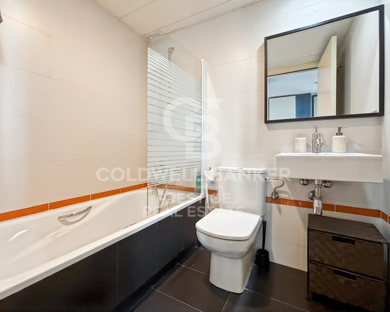 Sant Adrià de Besòs, Catalonia, ES, 2 Bedrooms Bedrooms, ,2 BathroomsBathrooms,Residential,For Sale,1827970