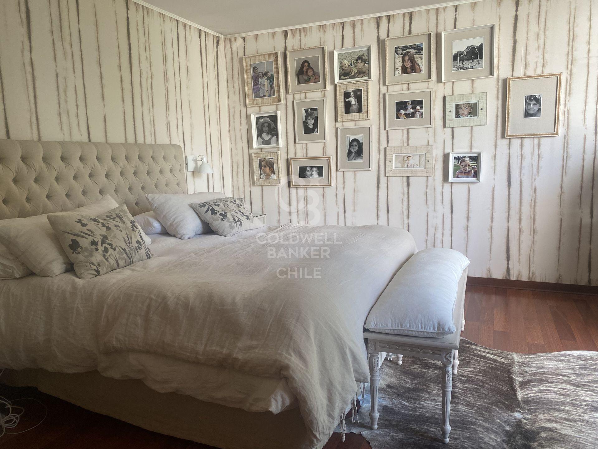 Lo Barnechea, Chile, 7 Bedrooms Bedrooms, ,5 BathroomsBathrooms,Residential,For Sale,1950846