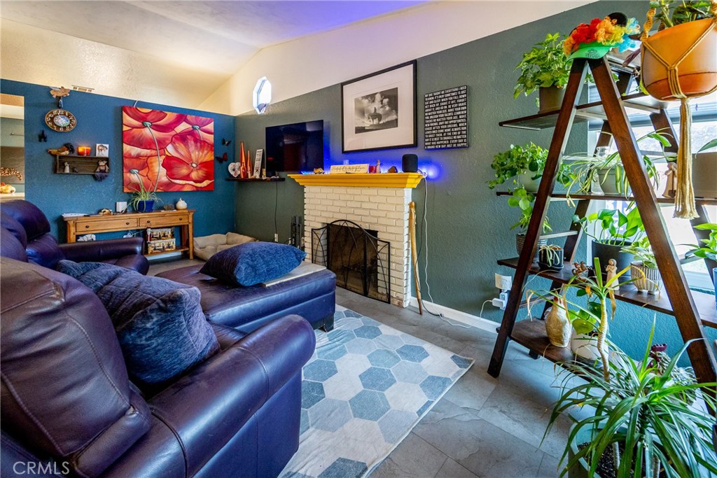 Paso Robles, California, 93446, United States, 2 Bedrooms Bedrooms, ,2 BathroomsBathrooms,Residential,For Sale,1977542