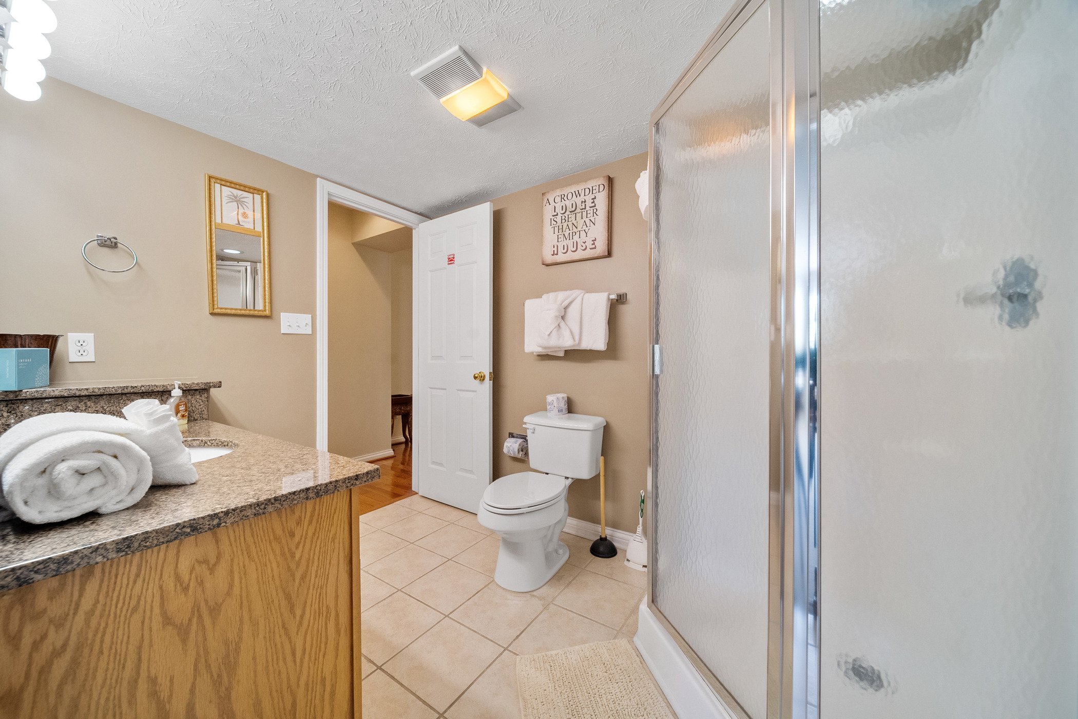 Sevierville, Tennessee, 37862, United States, 3 Bedrooms Bedrooms, ,3 BathroomsBathrooms,Residential,For Sale,1982821