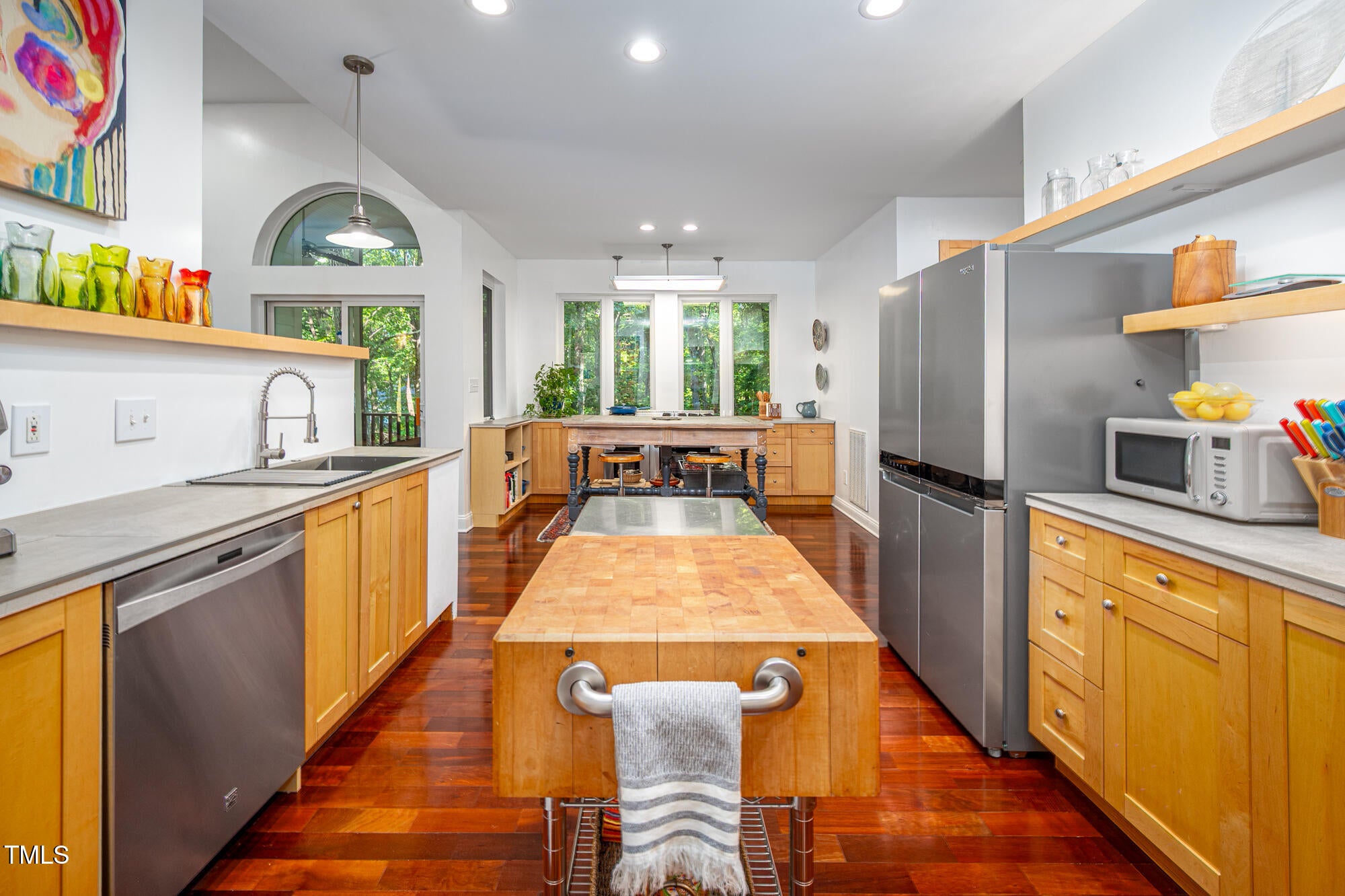 Hillsborough, North Carolina, 27278, United States, 3 Bedrooms Bedrooms, ,3 BathroomsBathrooms,Residential,For Sale,1949377