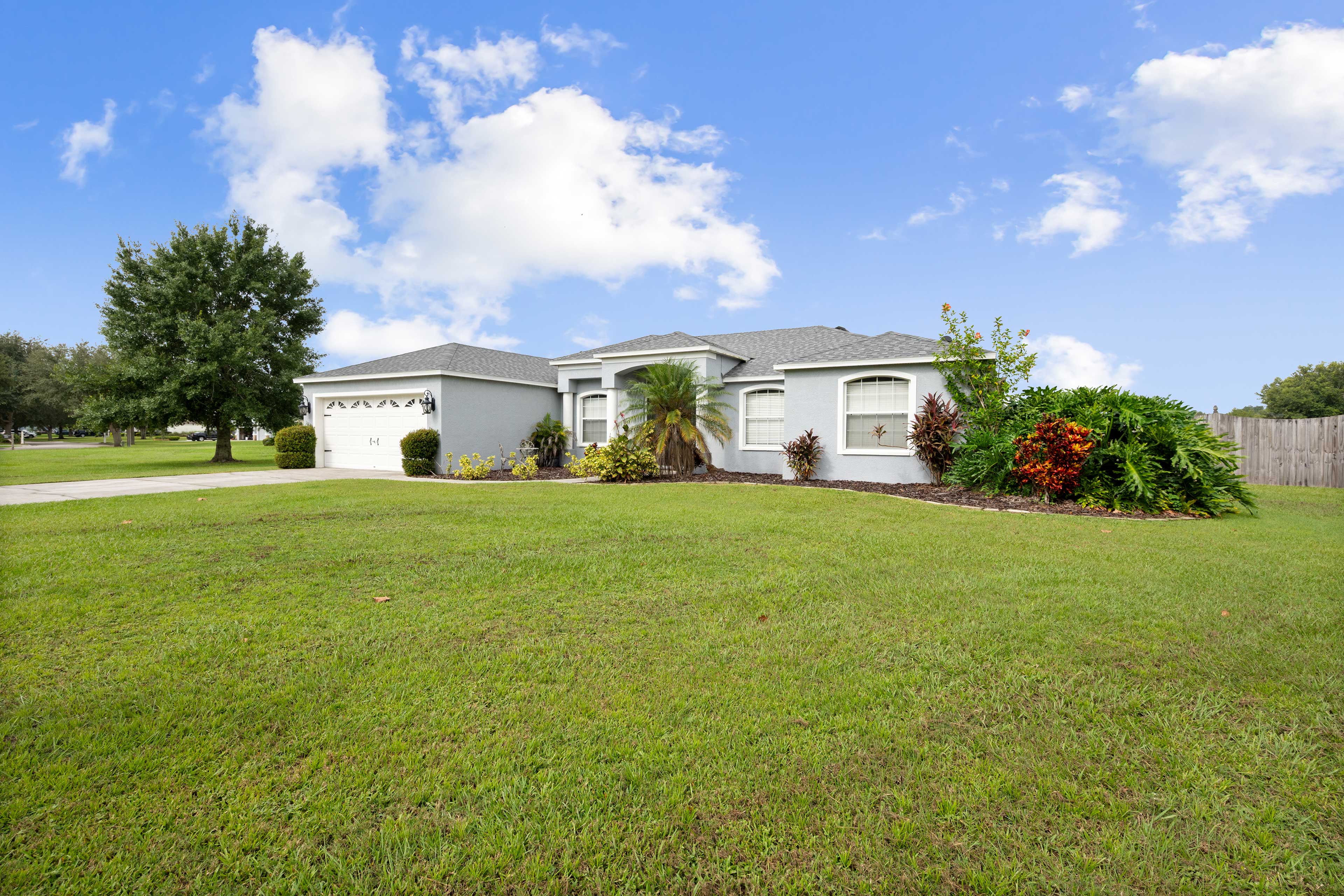 Plant City, Florida, 33567, United States, 4 Bedrooms Bedrooms, ,3 BathroomsBathrooms,Residential,For Sale,1974682