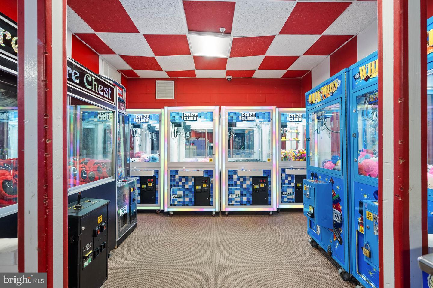 Ocean City, Maryland, 21842, United States, 2 Bedrooms Bedrooms, ,2 BathroomsBathrooms,Residential,For Sale,1956111