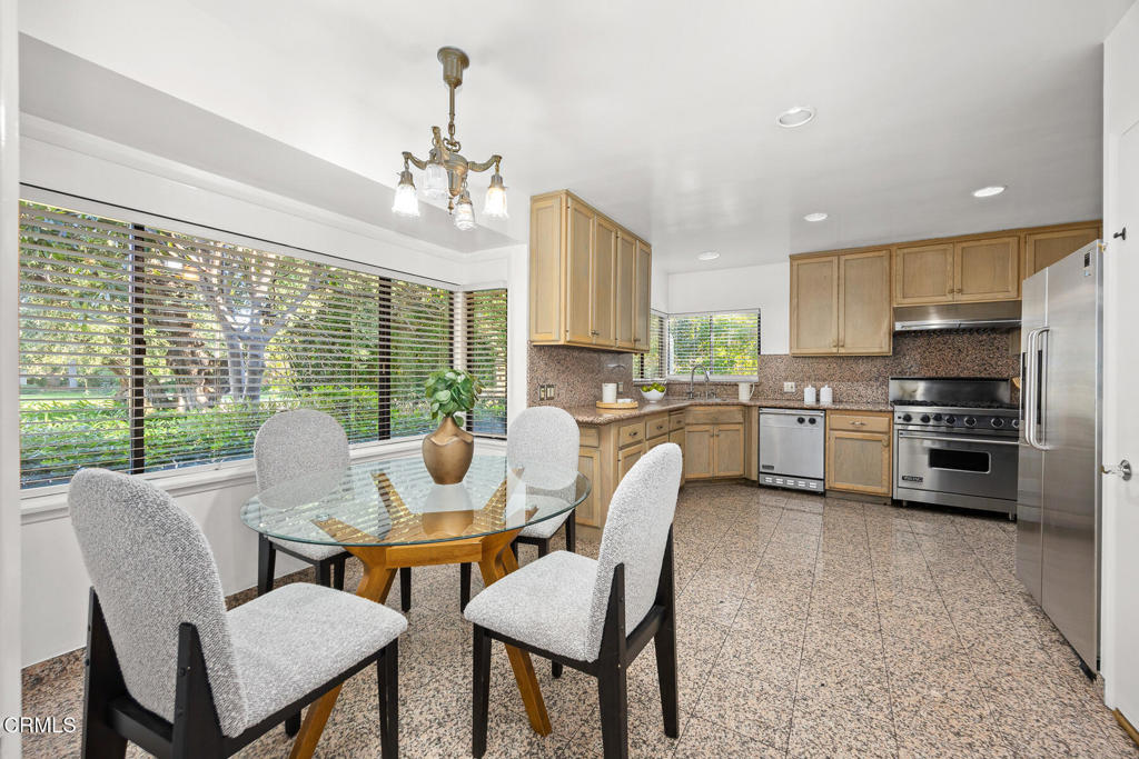 San Marino, California, 91108, United States, 5 Bedrooms Bedrooms, ,3 BathroomsBathrooms,Residential,For Sale,2002959