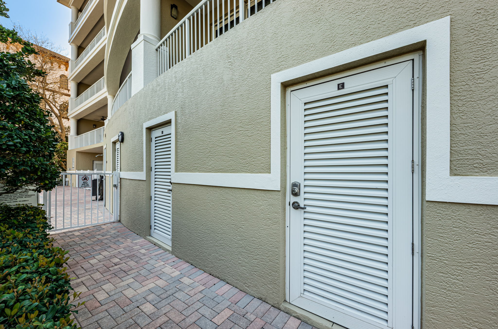 ST Pete Beach, Florida, 33706, United States, 3 Bedrooms Bedrooms, ,4 BathroomsBathrooms,Residential,For Sale,1810563