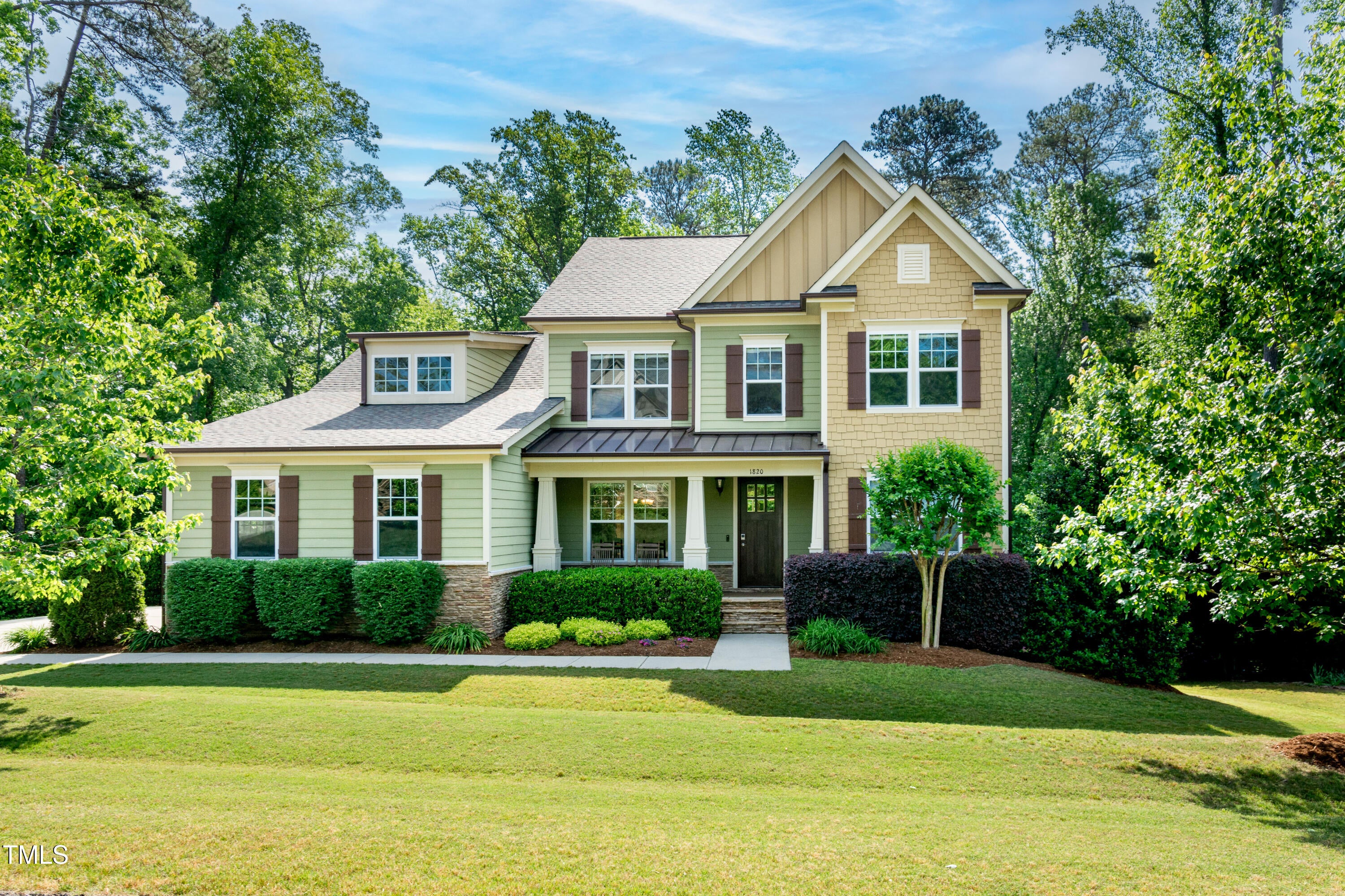 Raleigh, North Carolina, 27606, United States, 4 Bedrooms Bedrooms, ,4 BathroomsBathrooms,Residential,For Sale,1794802