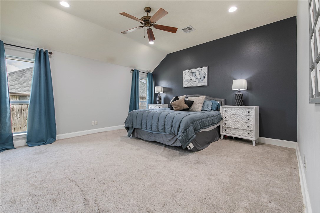 College Station, Texas, 77845, United States, 5 Bedrooms Bedrooms, ,4 BathroomsBathrooms,Residential,For Sale,1979920