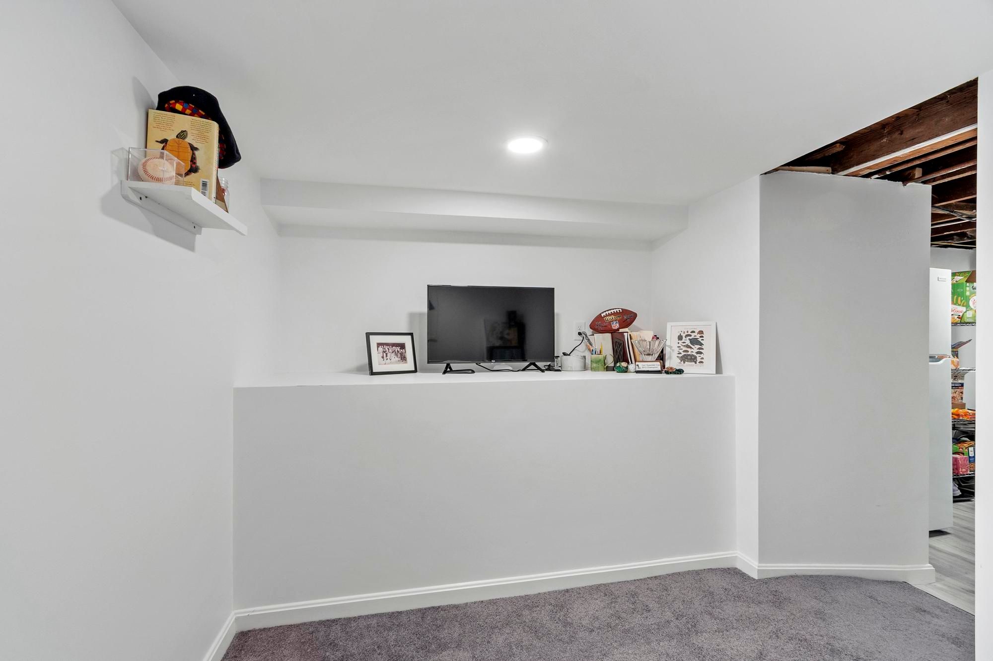  172 High Street, Chelmsford, MA, 01824 - 物件實景