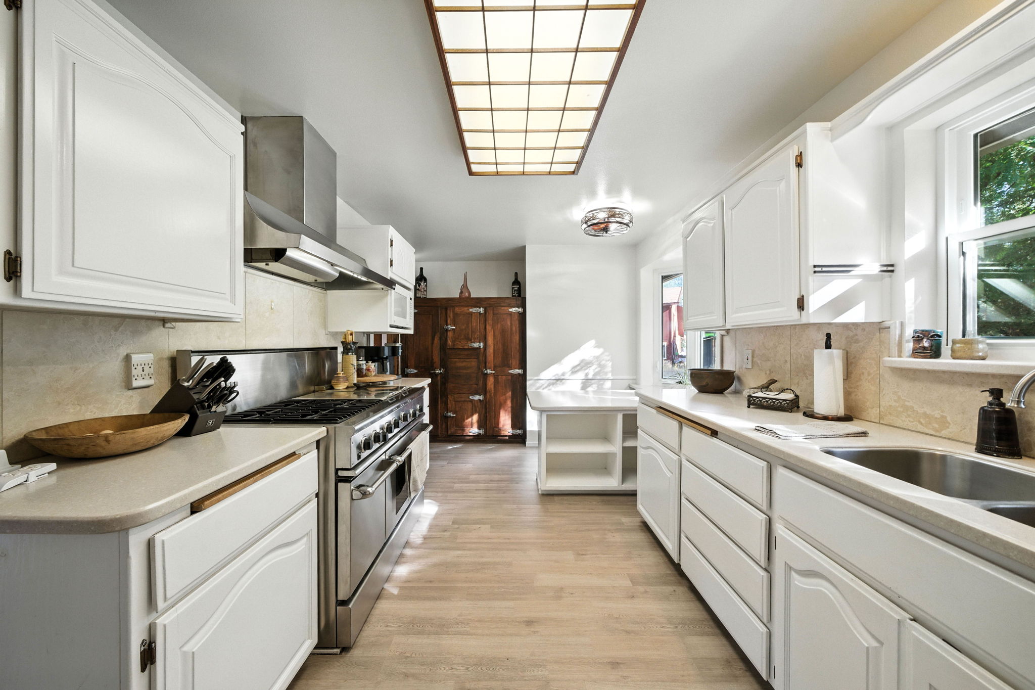Lewiston, California, 96052, United States, 3 Bedrooms Bedrooms, ,3 BathroomsBathrooms,Residential,For Sale,1937334