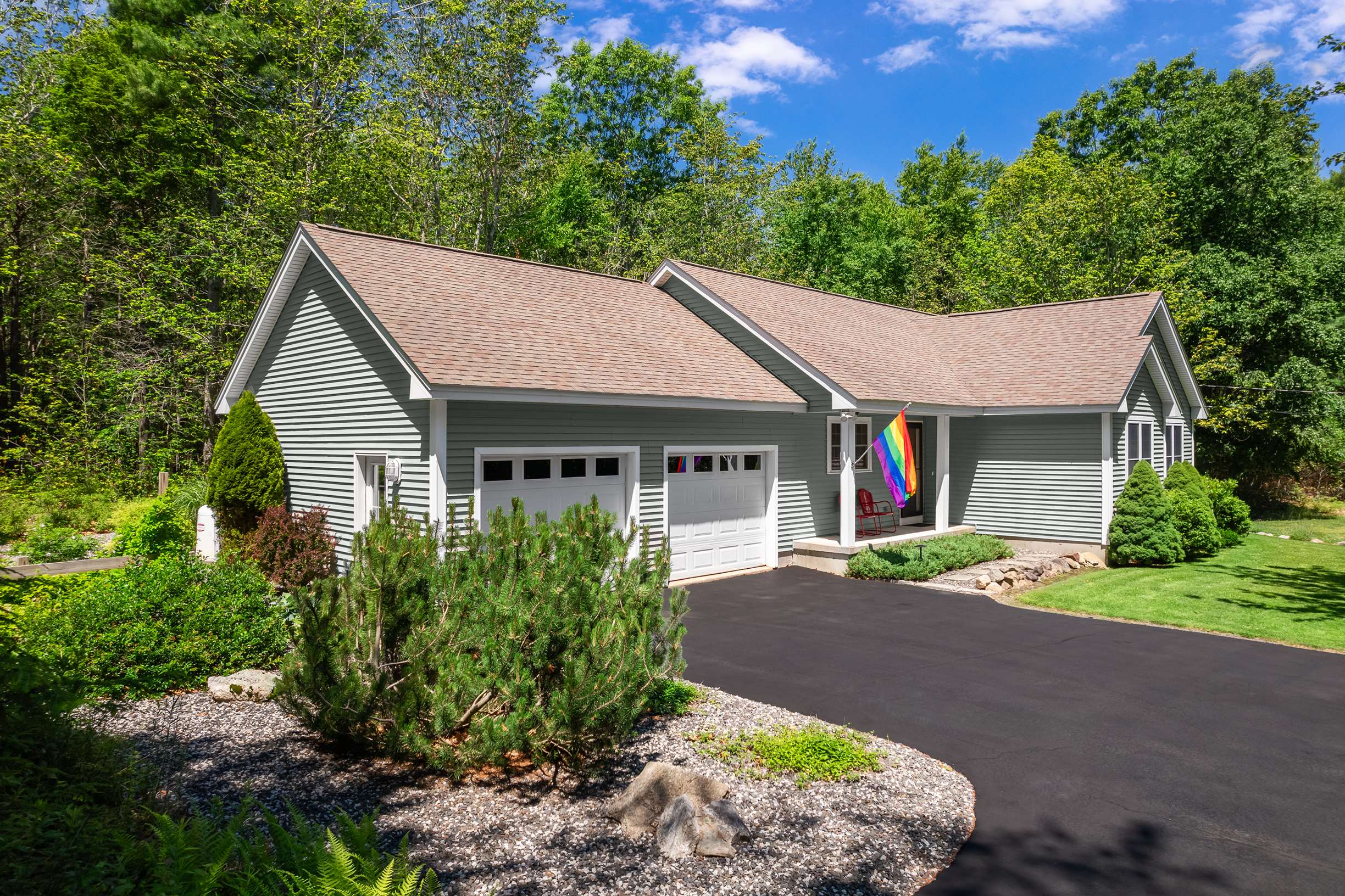  Contemporary Single Level Home on 2+ Acres in Cape Neddick - 物件實景